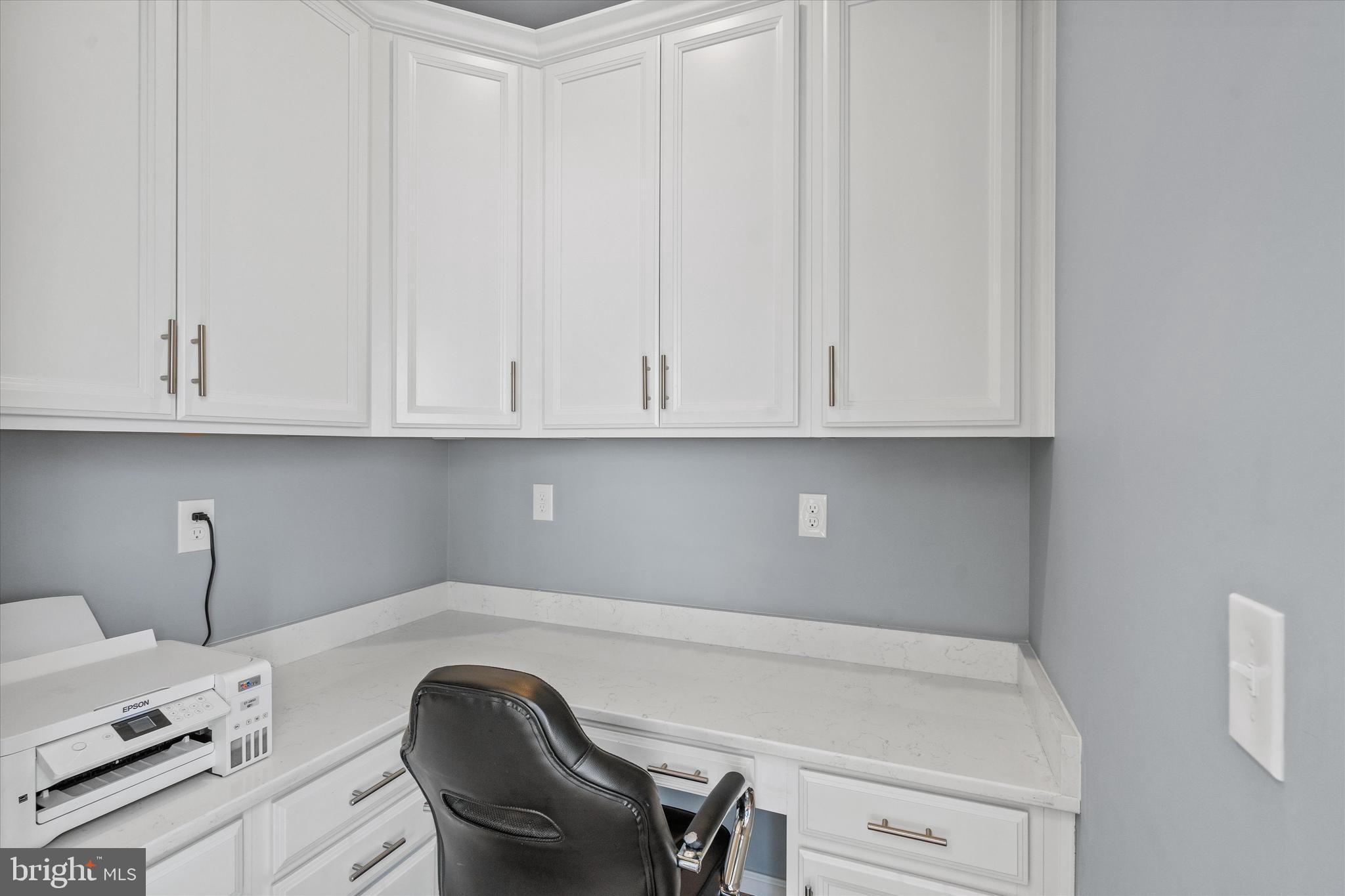 ASHBURN - Residential