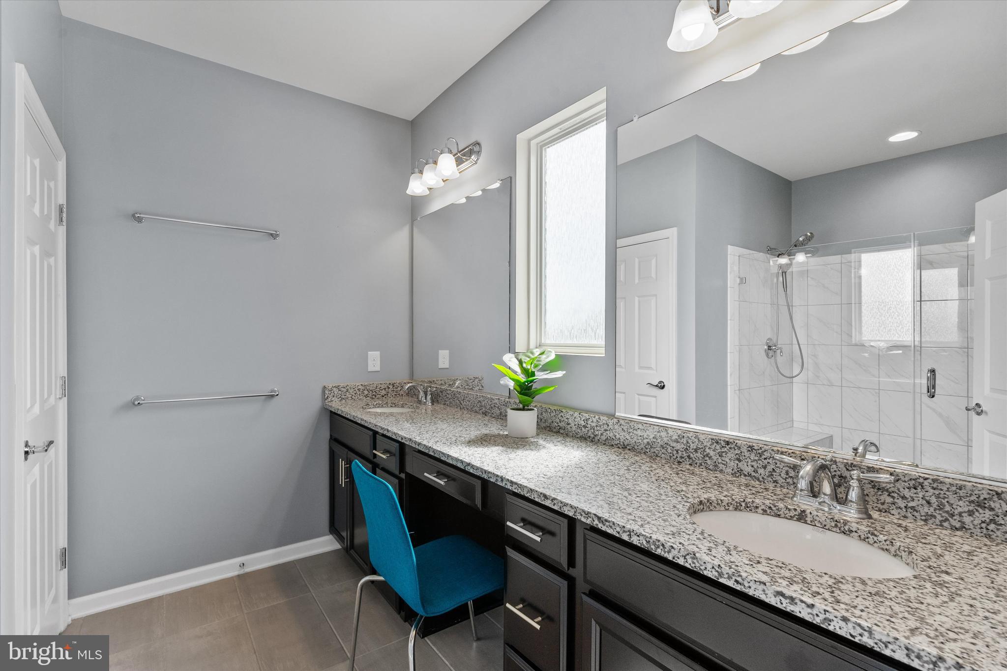 ASHBURN - Residential