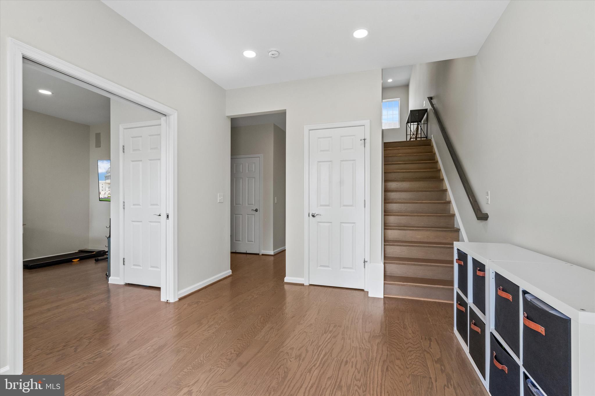 ASHBURN - Residential