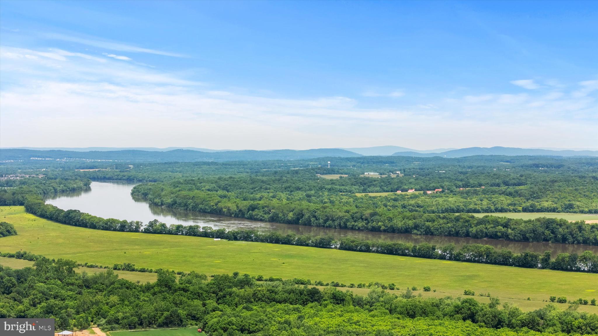 ASHBURN - Residential