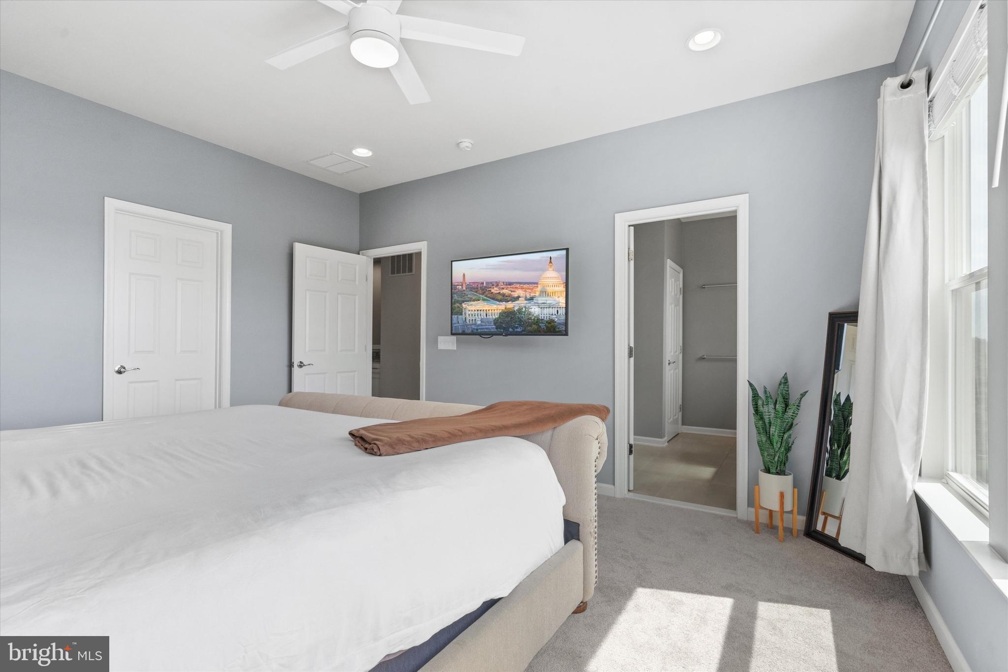 ASHBURN - Residential