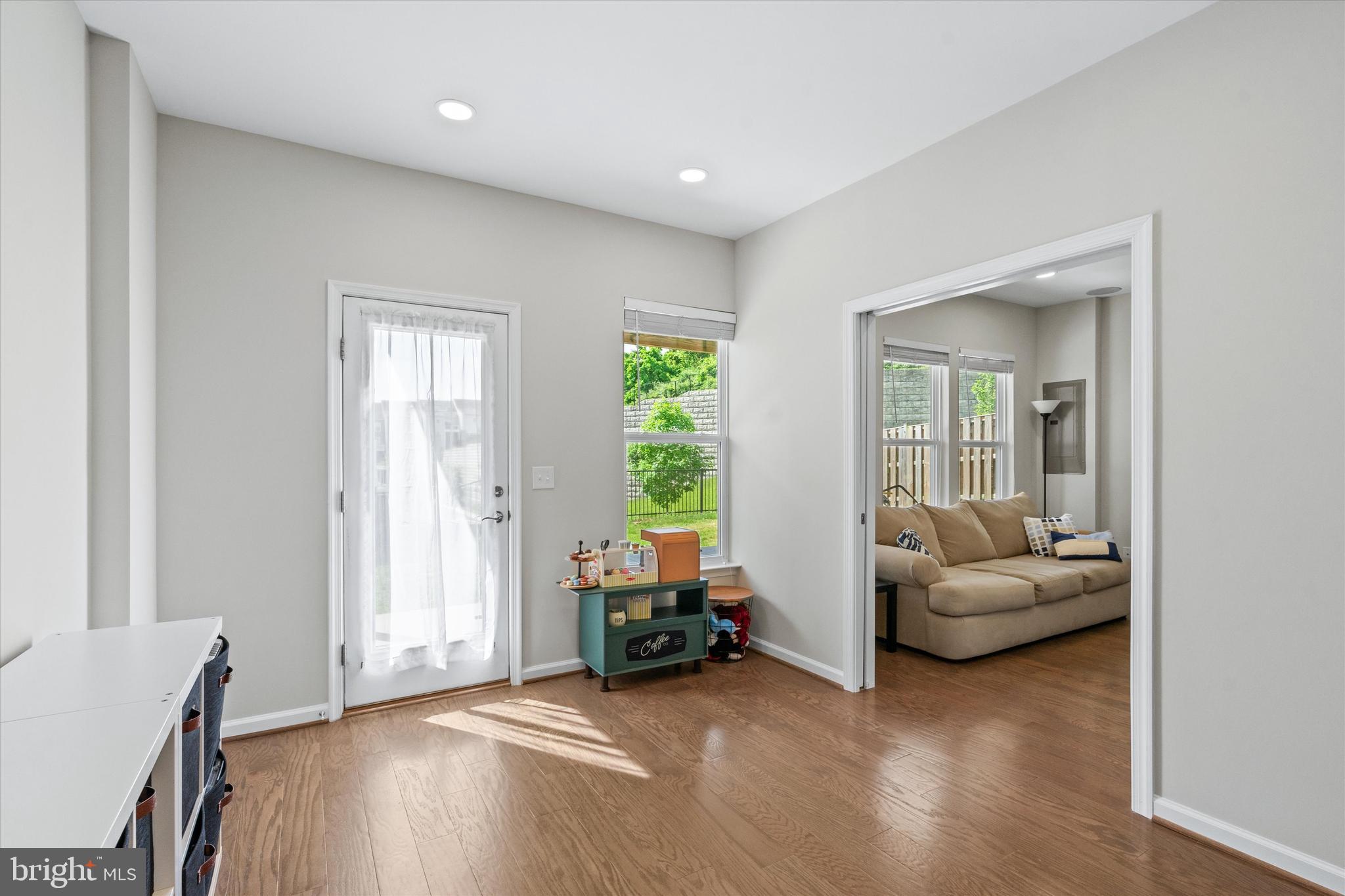 ASHBURN - Residential