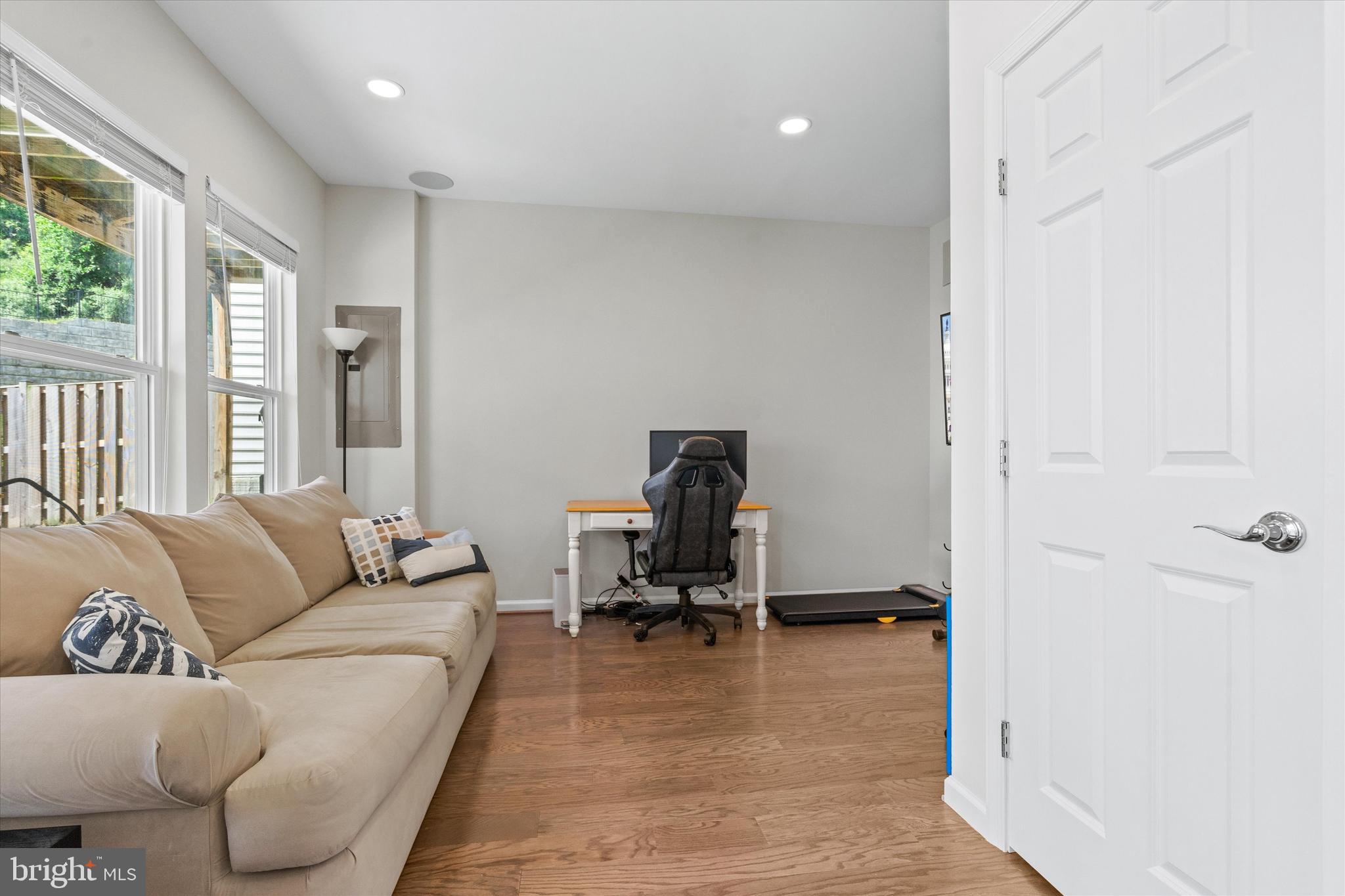 ASHBURN - Residential