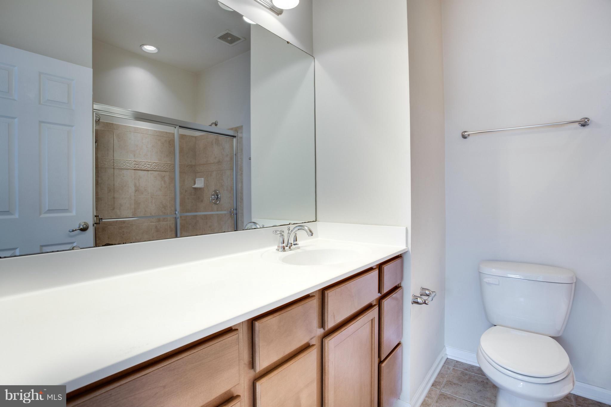 HOWARD SQUARE - Residential