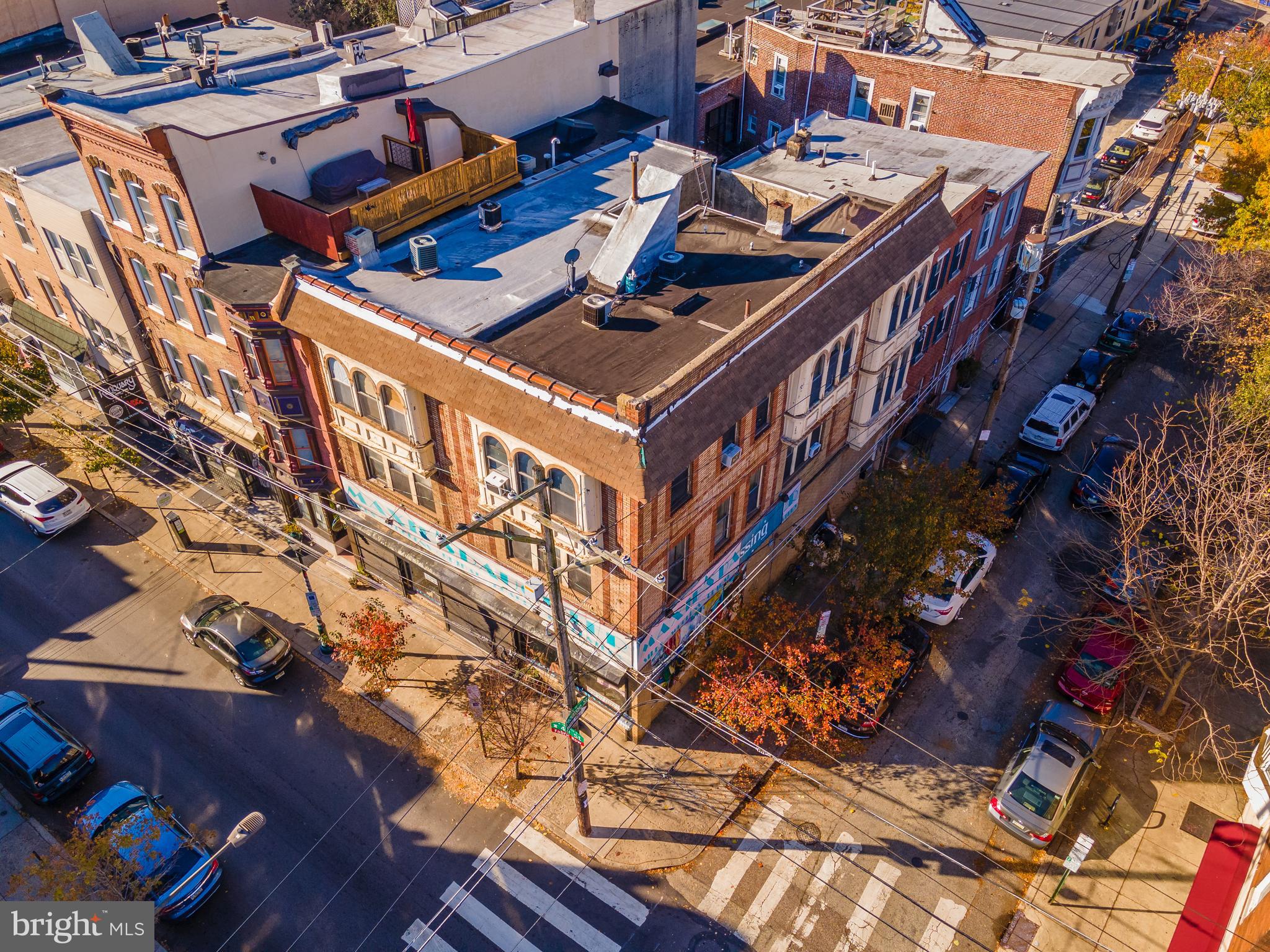 QUEEN VILLAGE - Residential Income