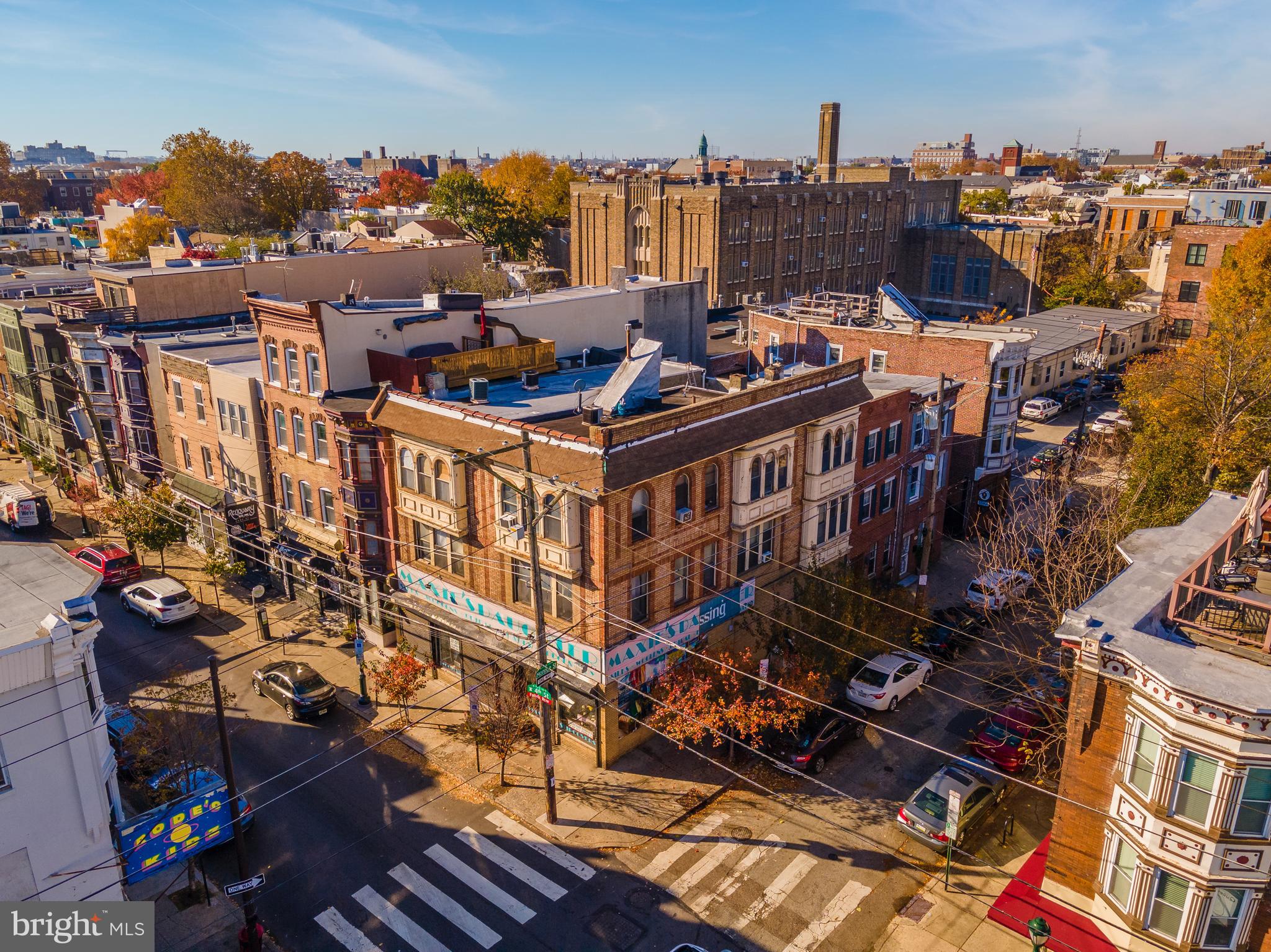 QUEEN VILLAGE - Residential Income