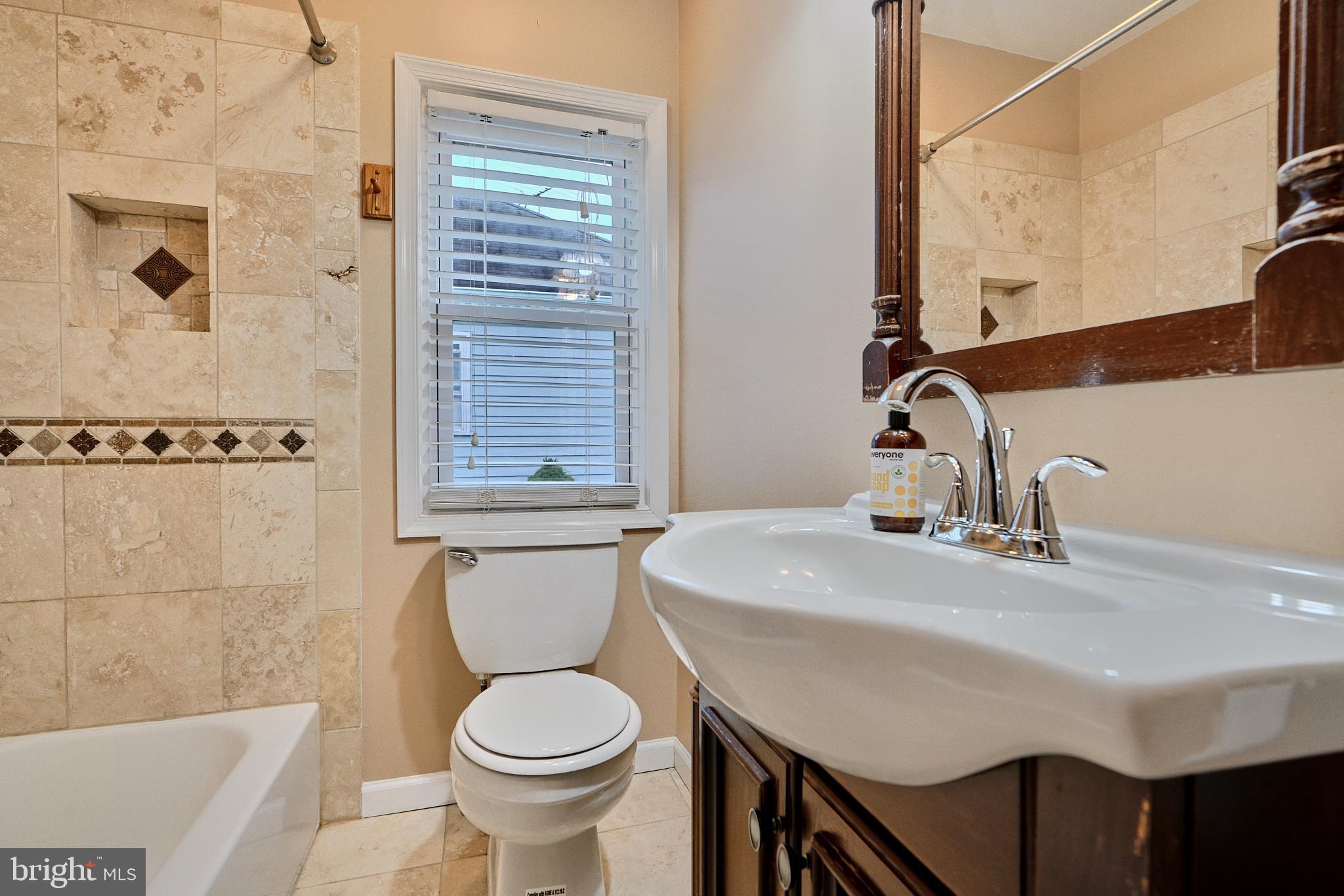 HAMILTON HEIGHTS - Residential