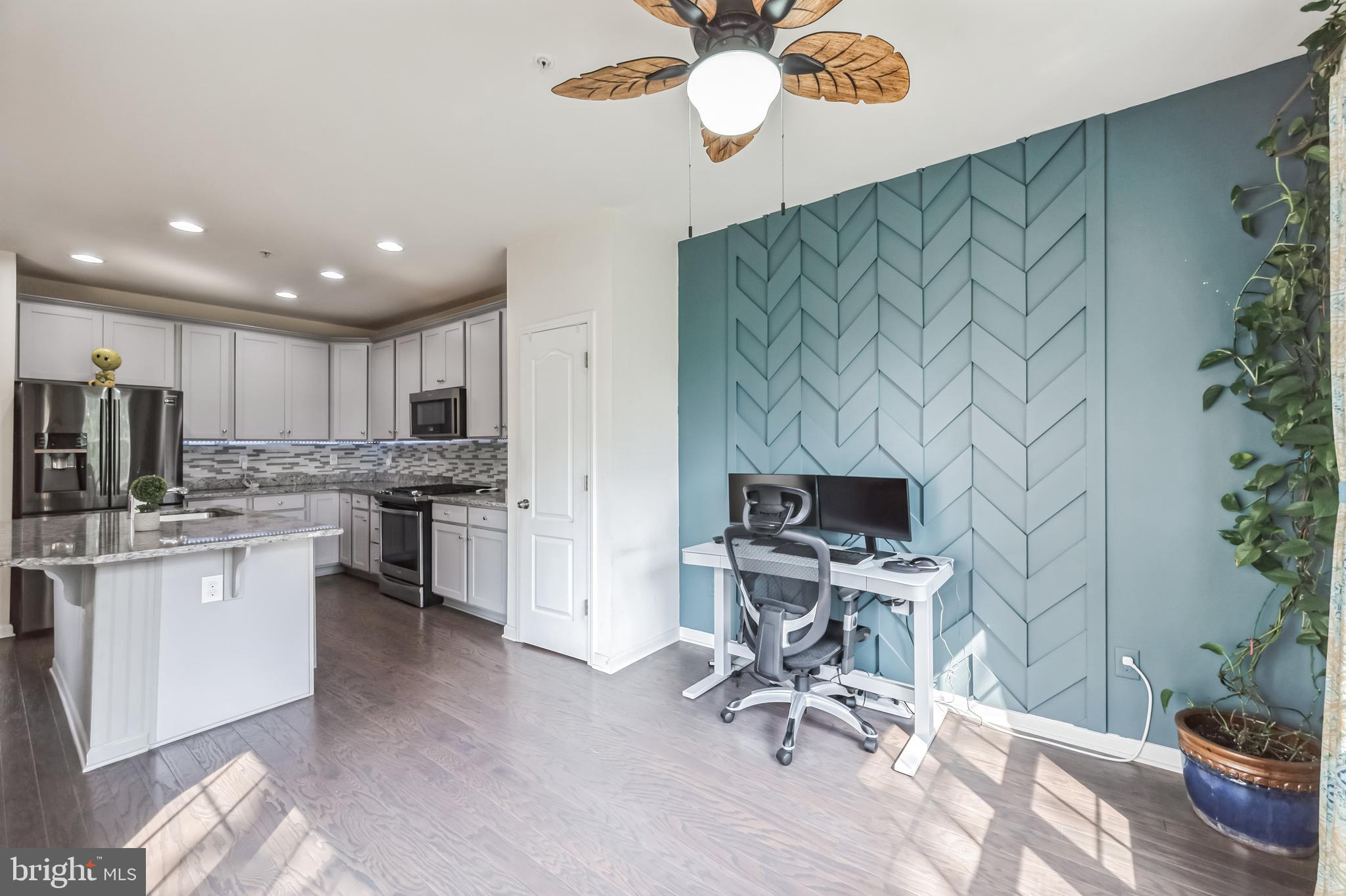 HIGH GROVE - Residential