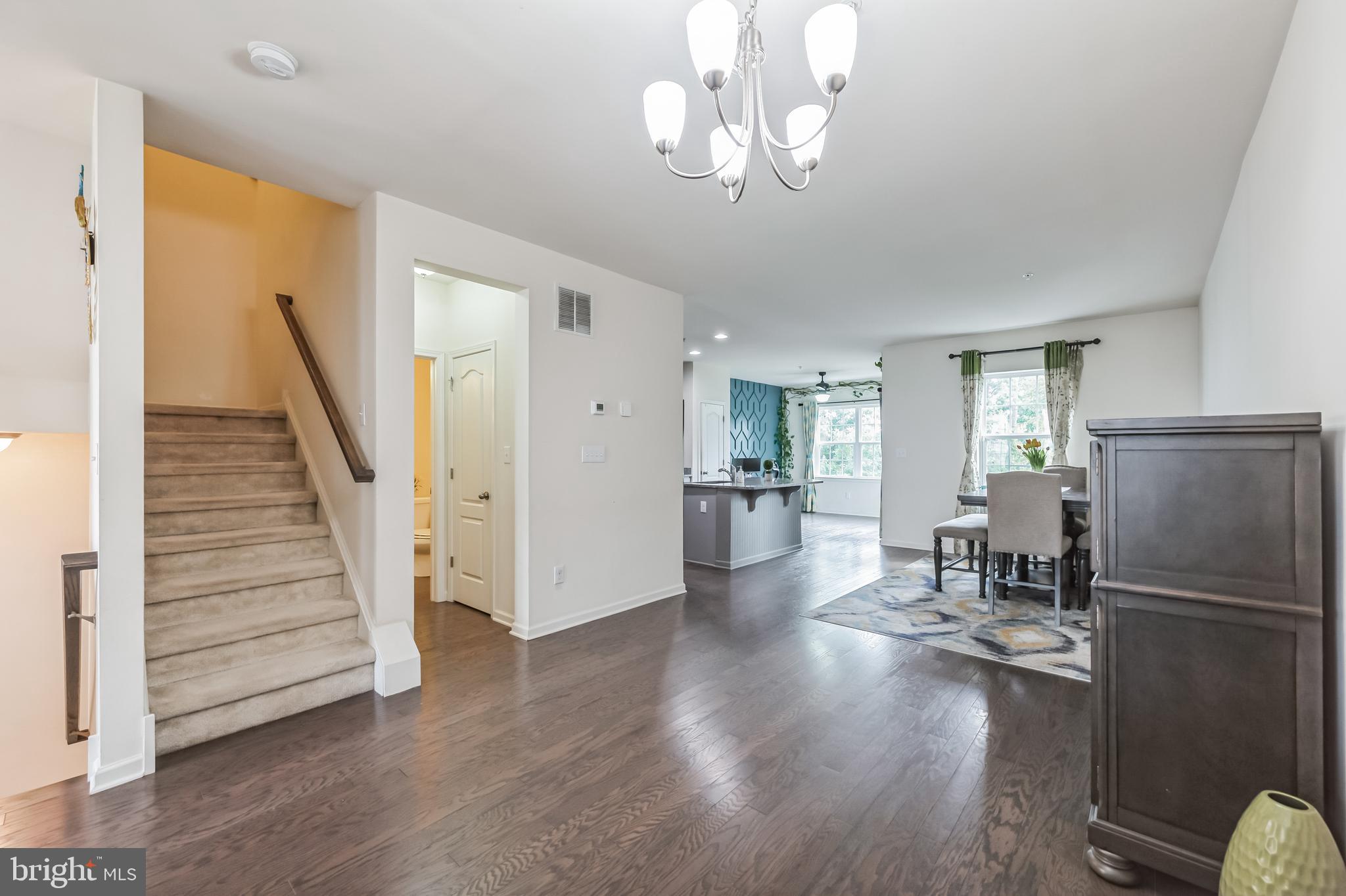 HIGH GROVE - Residential