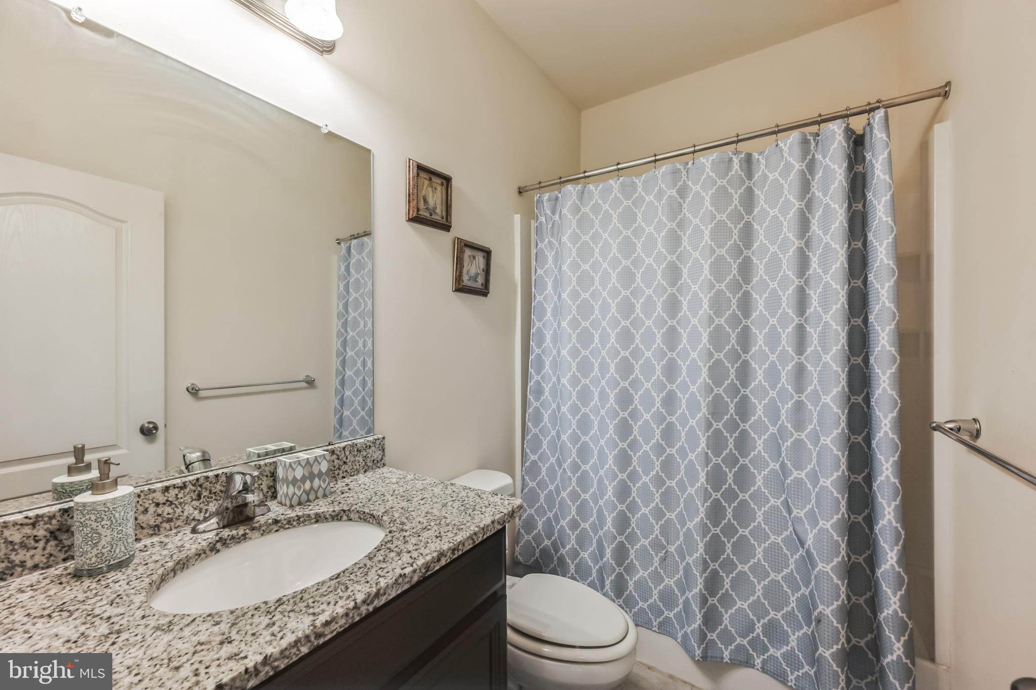 HIGH GROVE - Residential