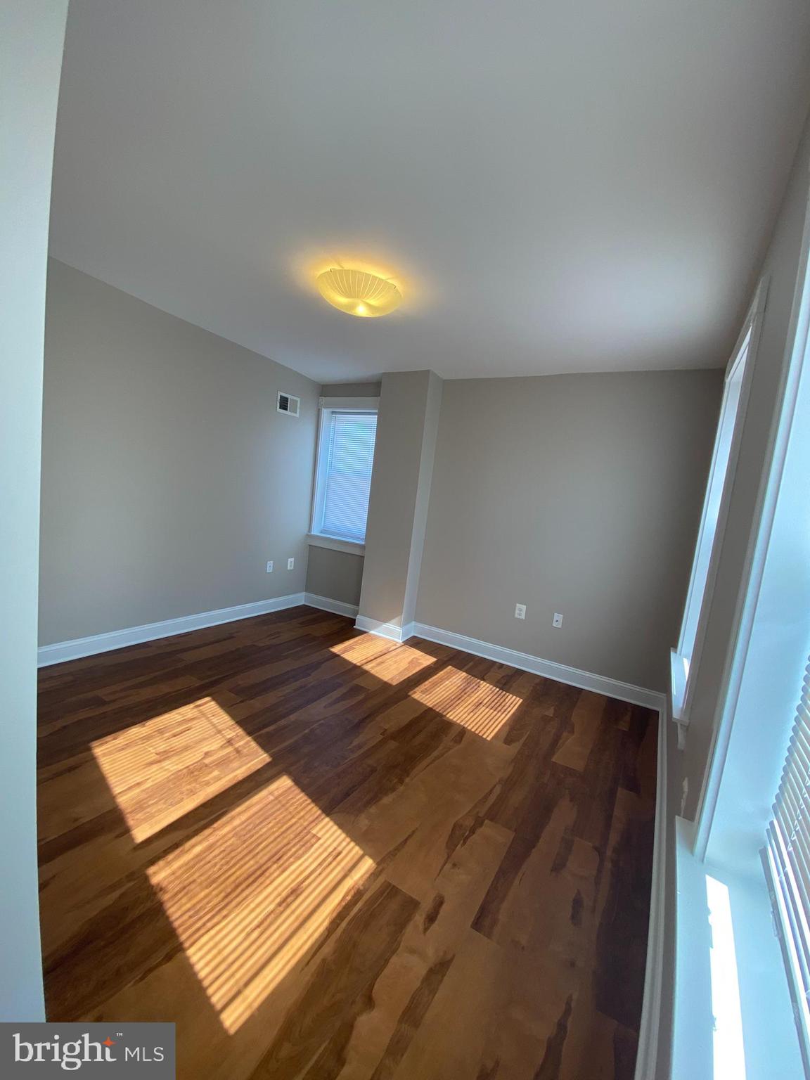 MILTON-MONTFORD - Residential