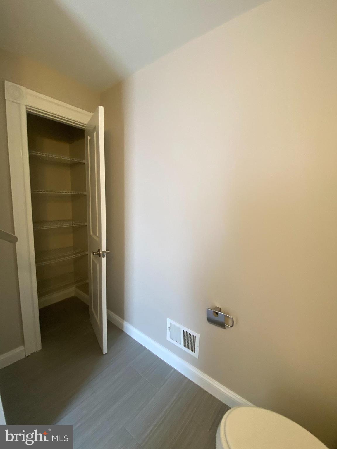 MILTON-MONTFORD - Residential