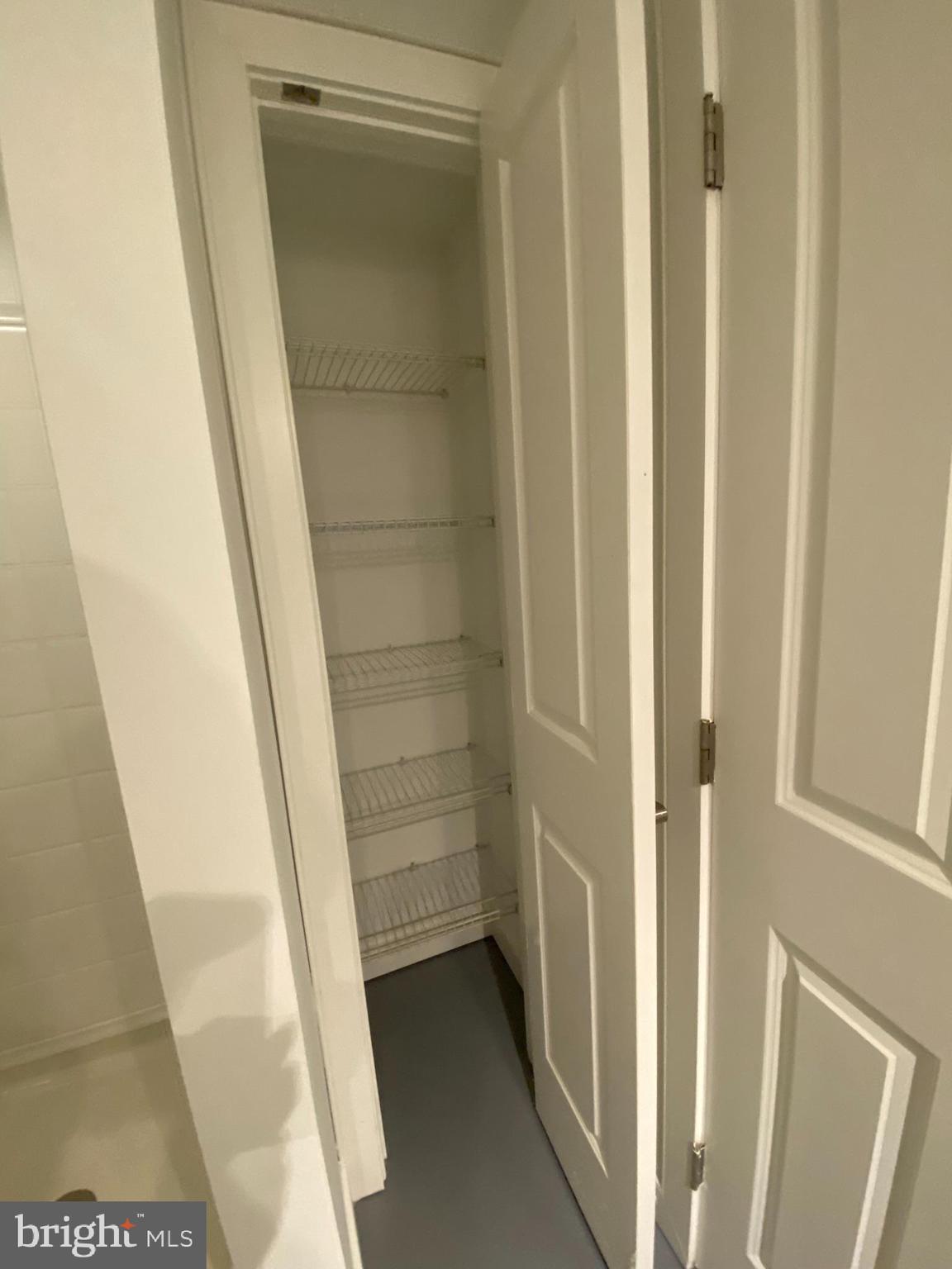 MILTON-MONTFORD - Residential