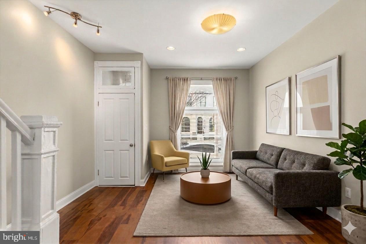 MILTON-MONTFORD - Residential