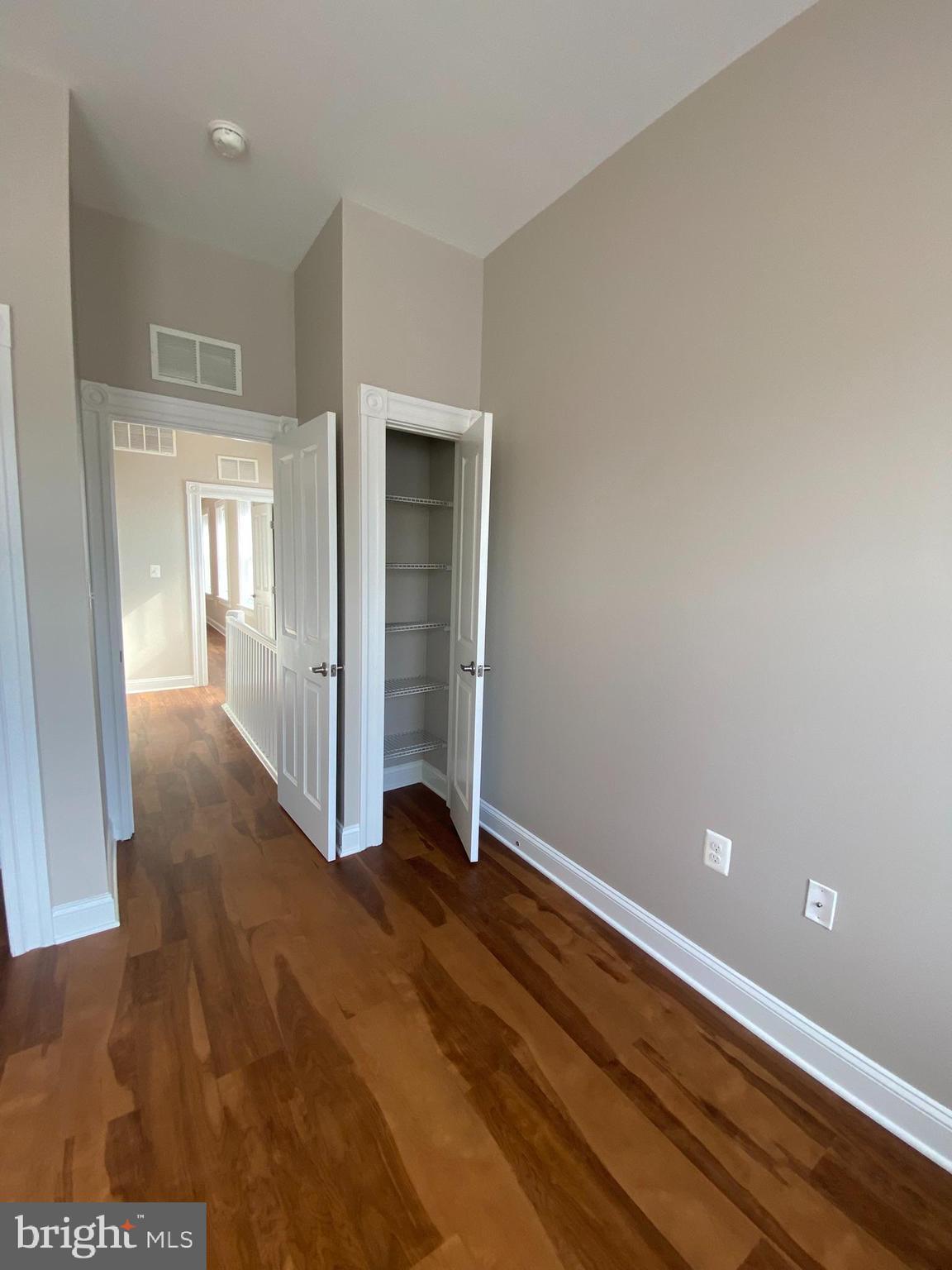 MILTON-MONTFORD - Residential