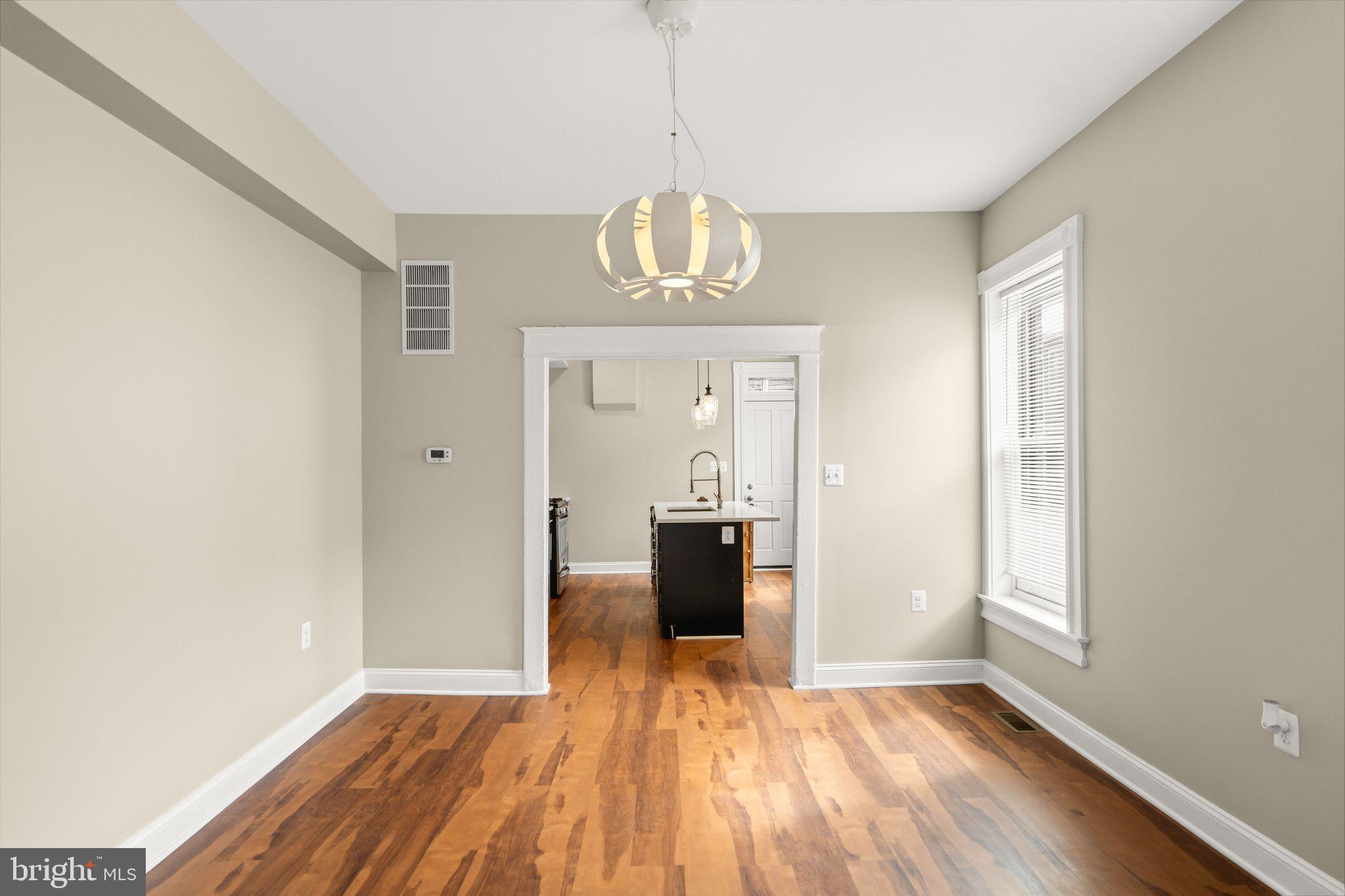 MILTON-MONTFORD - Residential