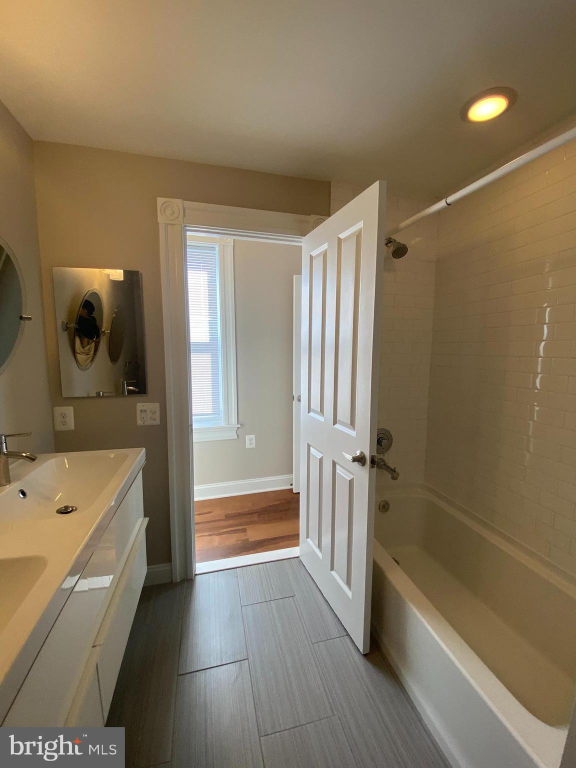 MILTON-MONTFORD - Residential