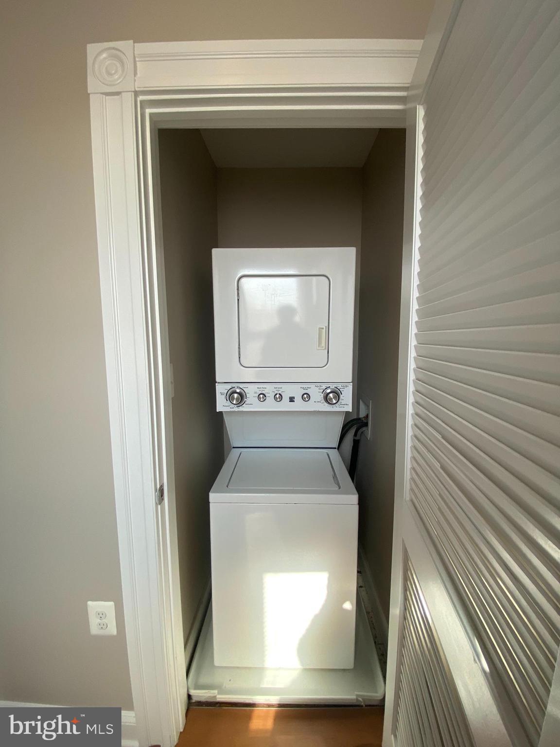 MILTON-MONTFORD - Residential