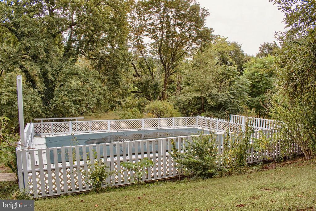 Photo of 128 Market Street E, WILLIAMSTOWN, PA 17098 (MLS # PADA2050178)