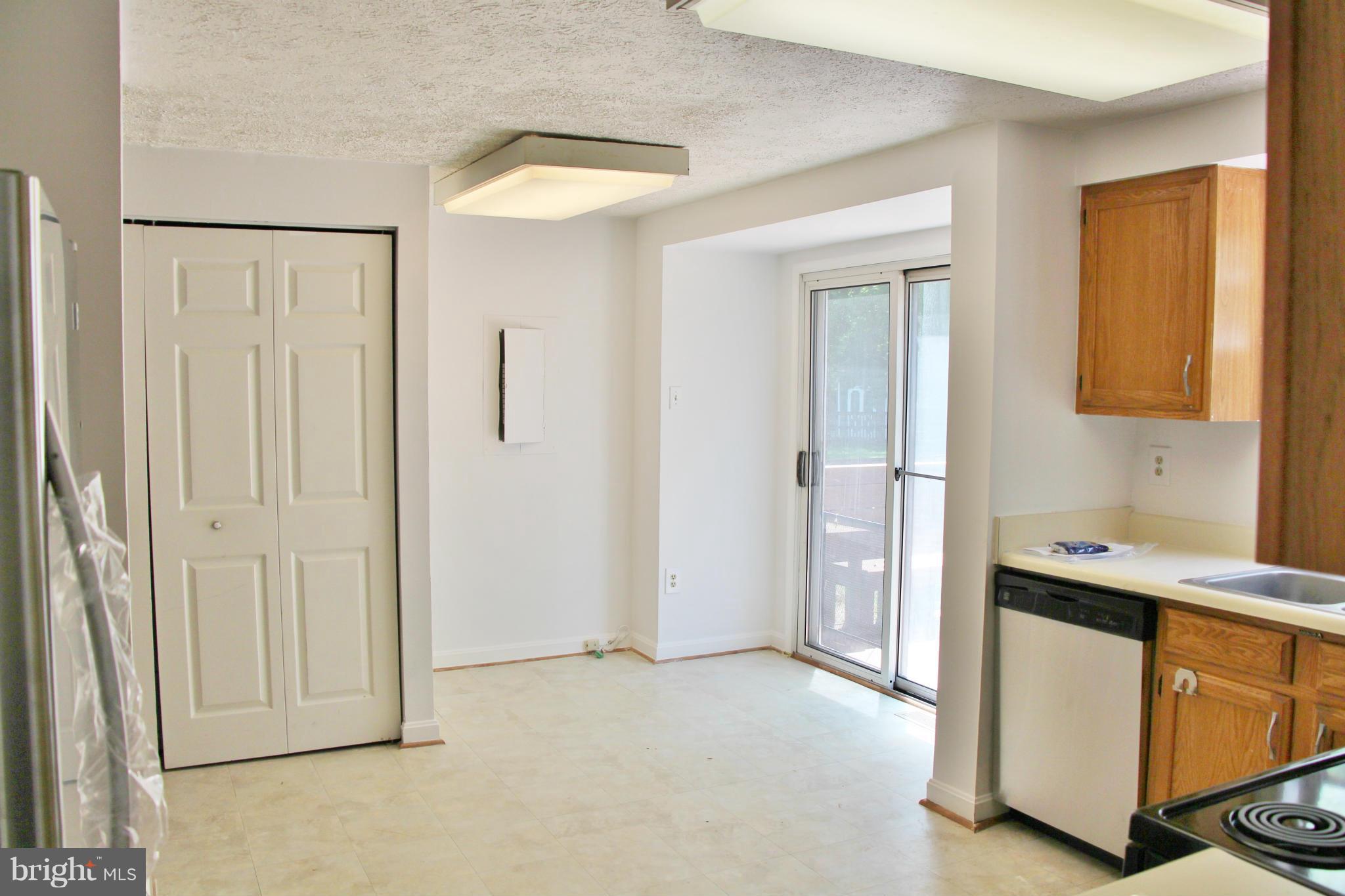 FRANKLIN MANOR BEACH - Residential