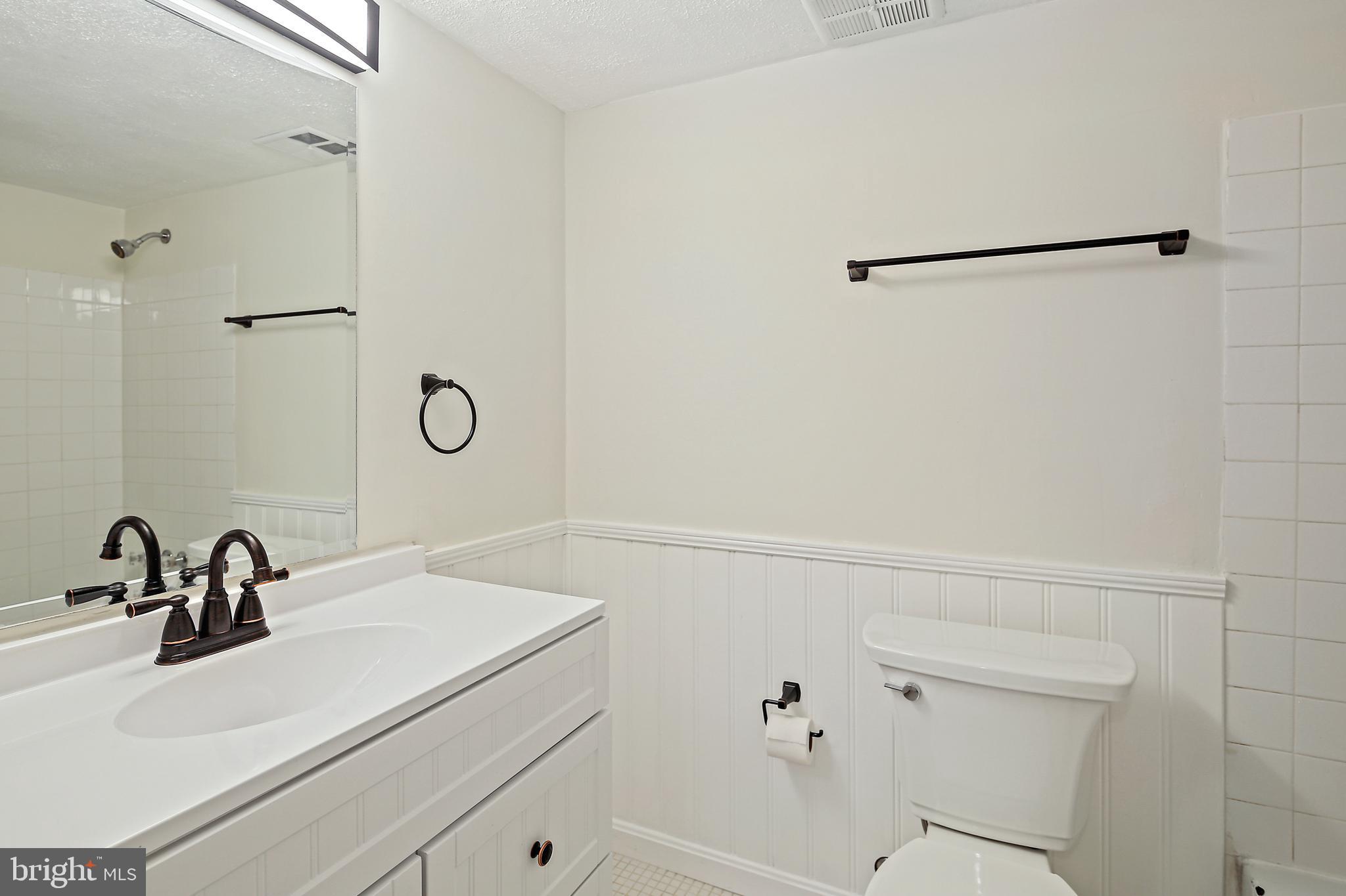 DEERING WOODS - Residential