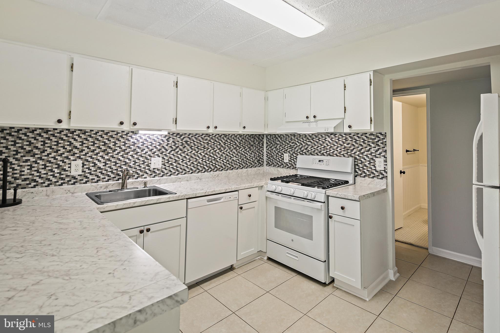 DEERING WOODS - Residential