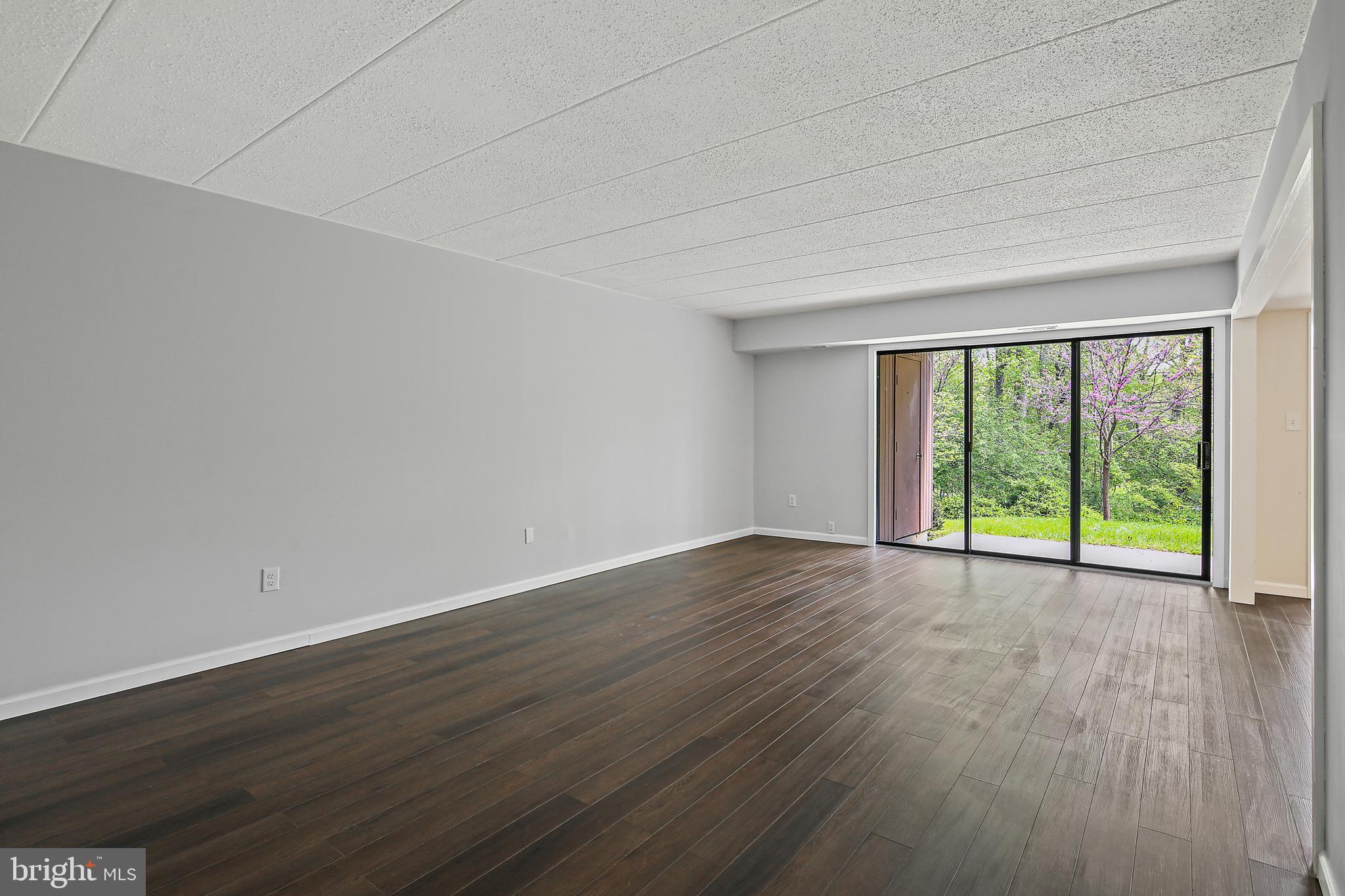 DEERING WOODS - Residential