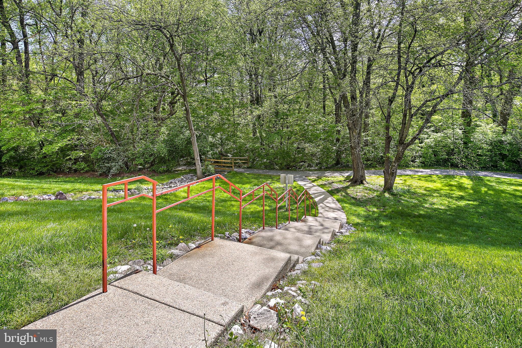 DEERING WOODS - Residential