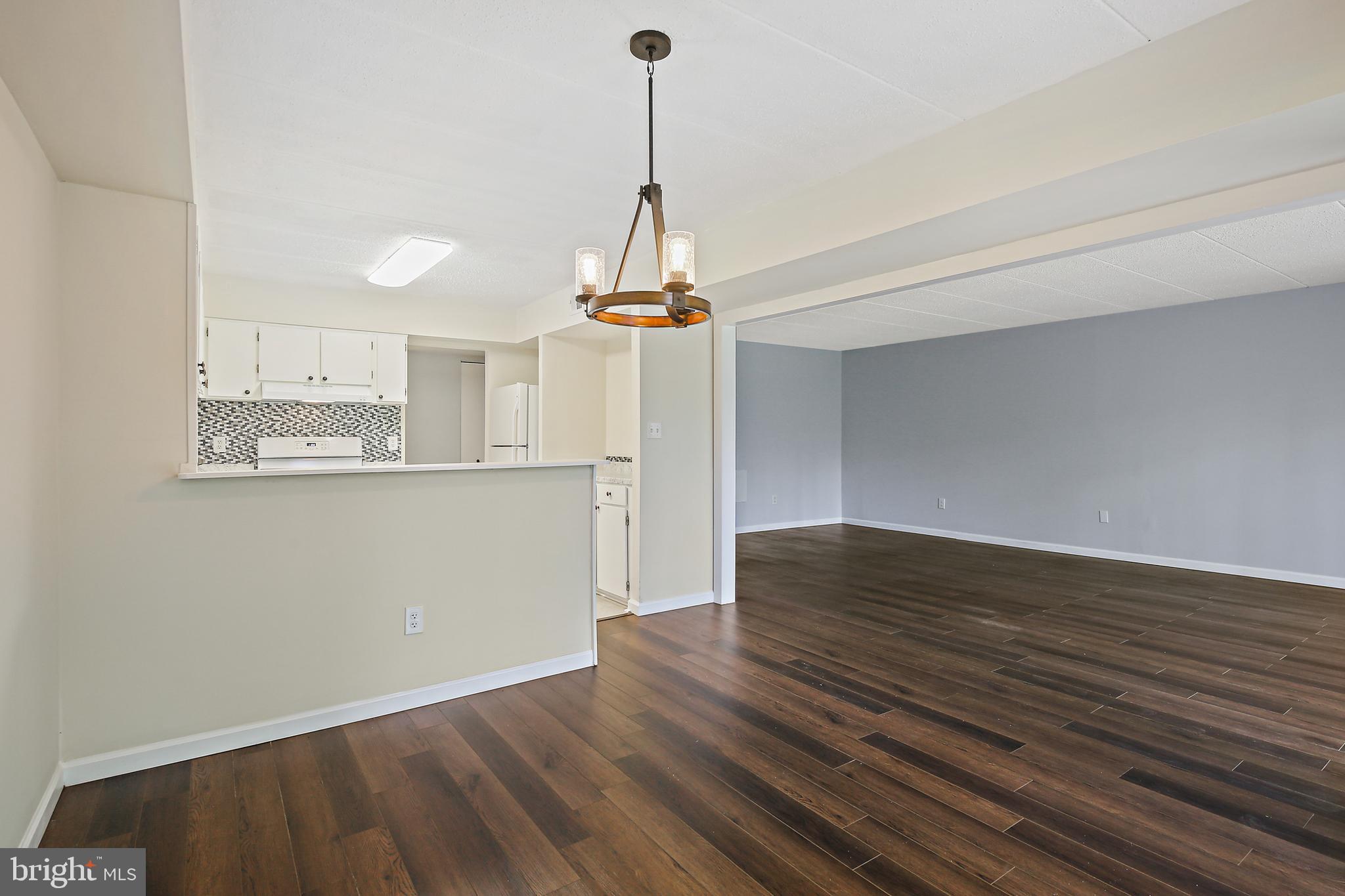 DEERING WOODS - Residential