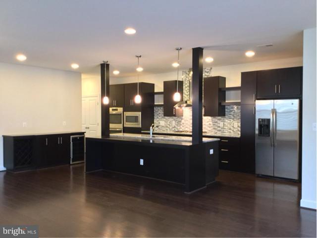 ONE LOUDOUN LANDBAY C - Residential Lease