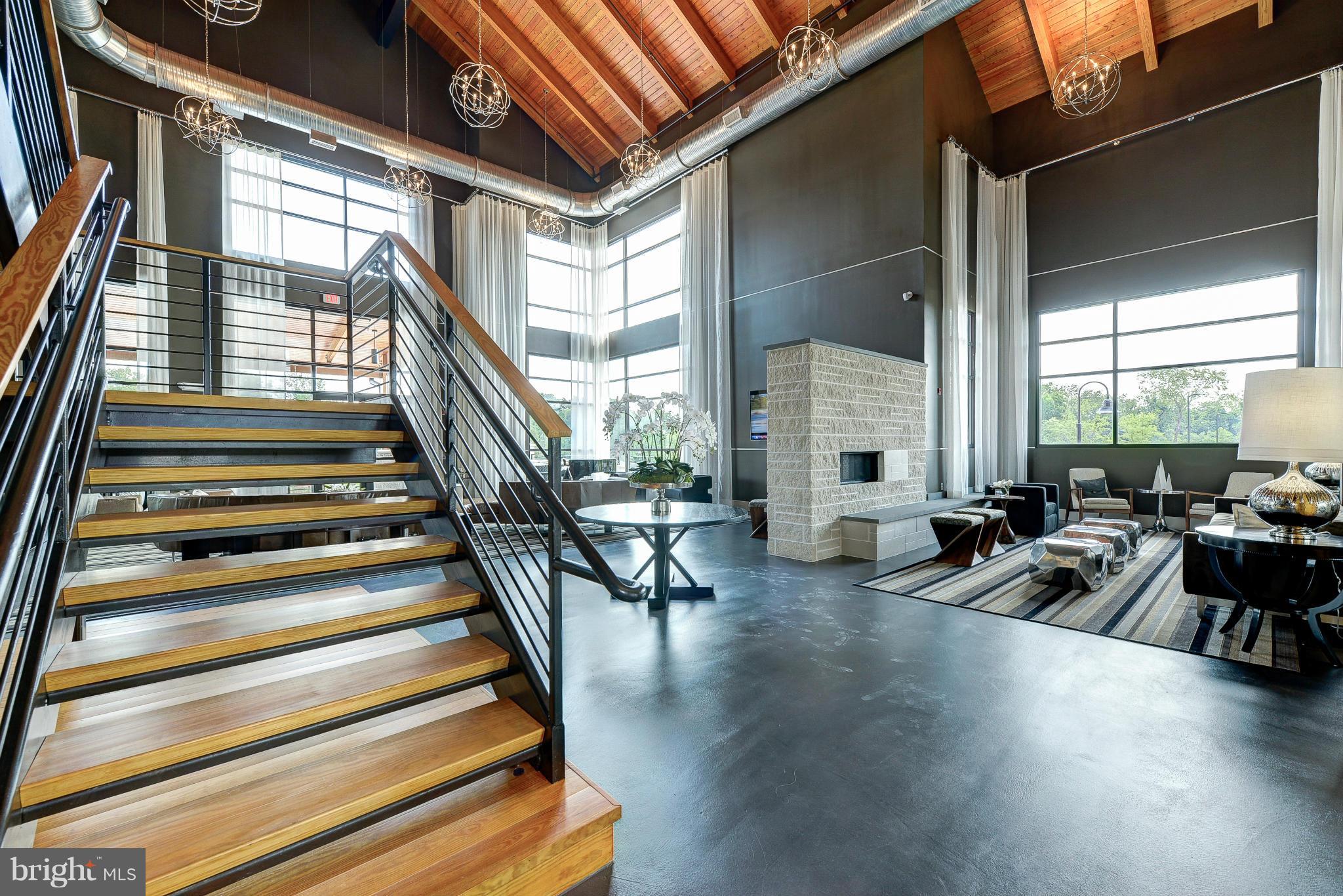 ONE LOUDOUN LANDBAY C - Residential Lease