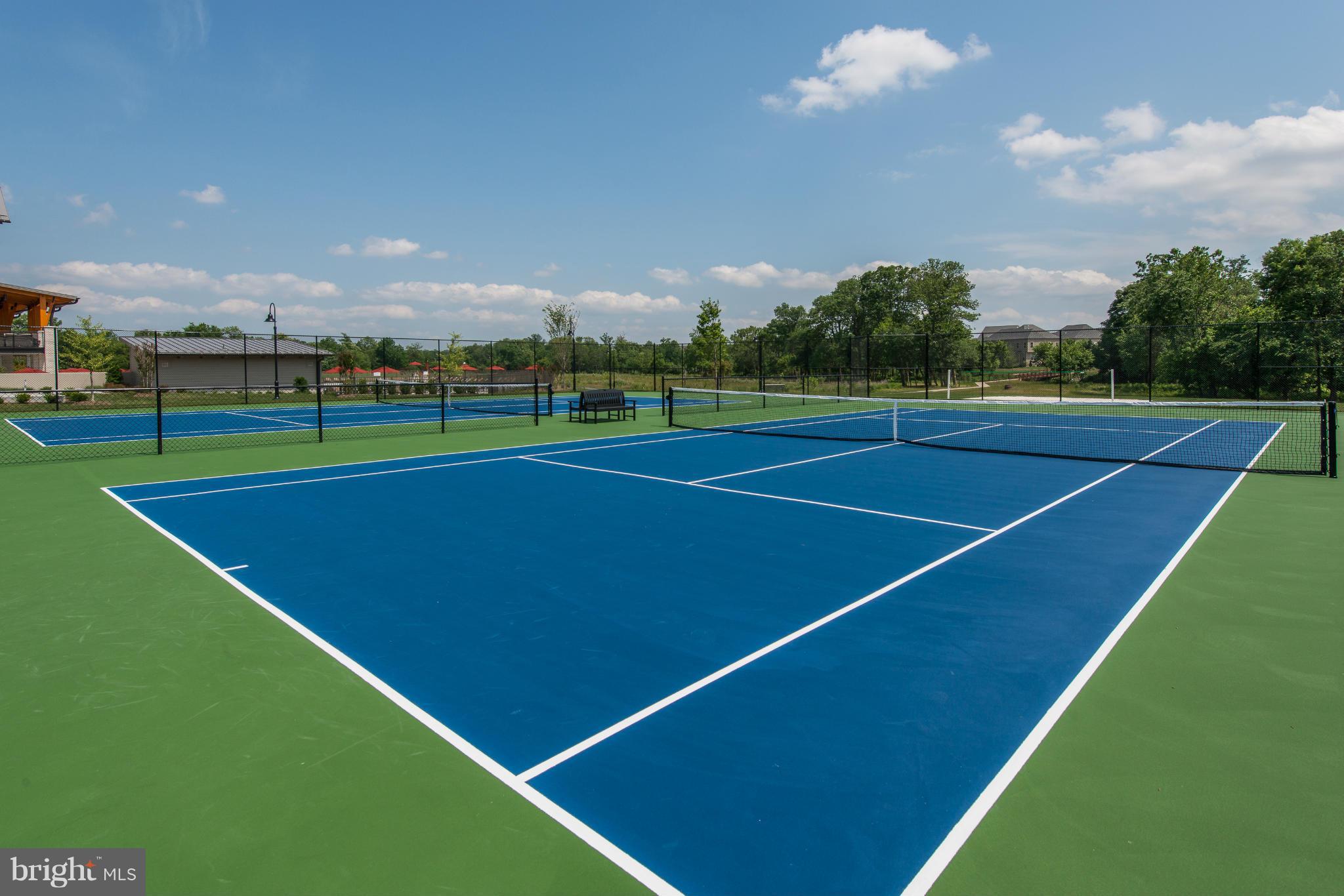 ONE LOUDOUN LANDBAY C - Residential Lease