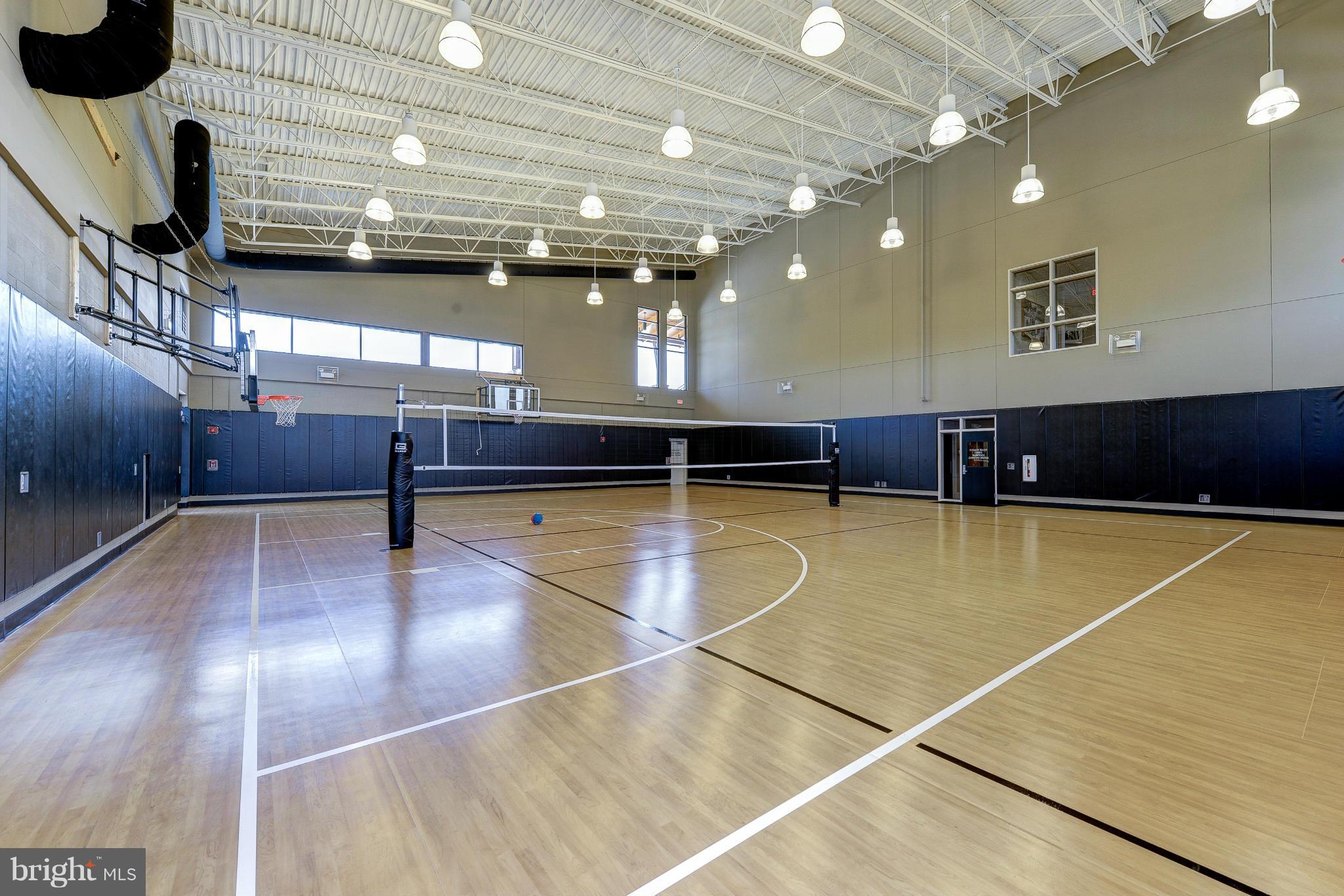 ONE LOUDOUN LANDBAY C - Residential Lease