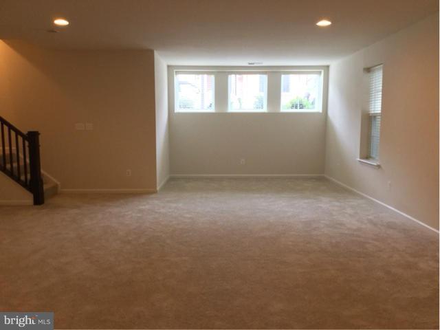 ONE LOUDOUN LANDBAY C - Residential Lease