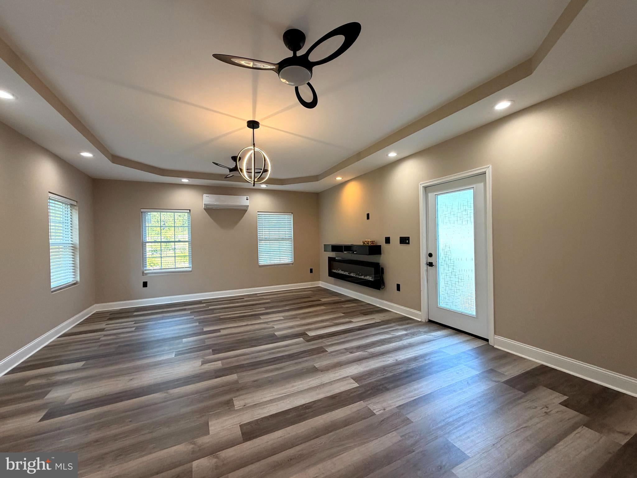 10214 MOSS TOWER PLACE