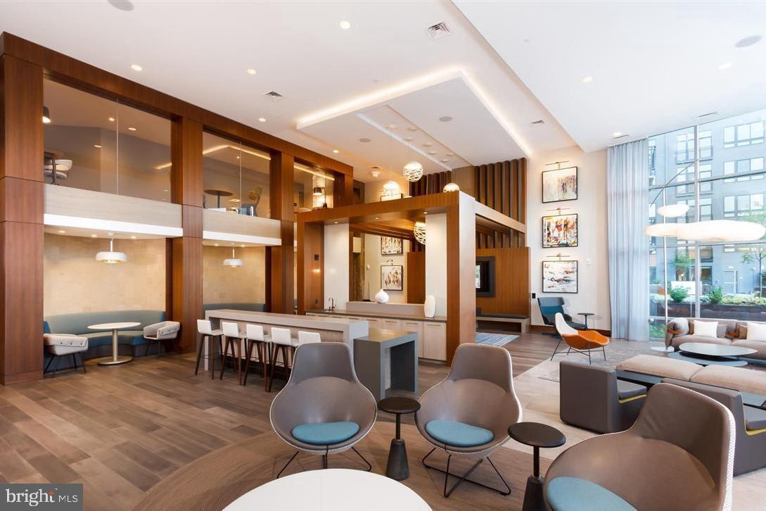 NATIONAL HARBOR - Residential