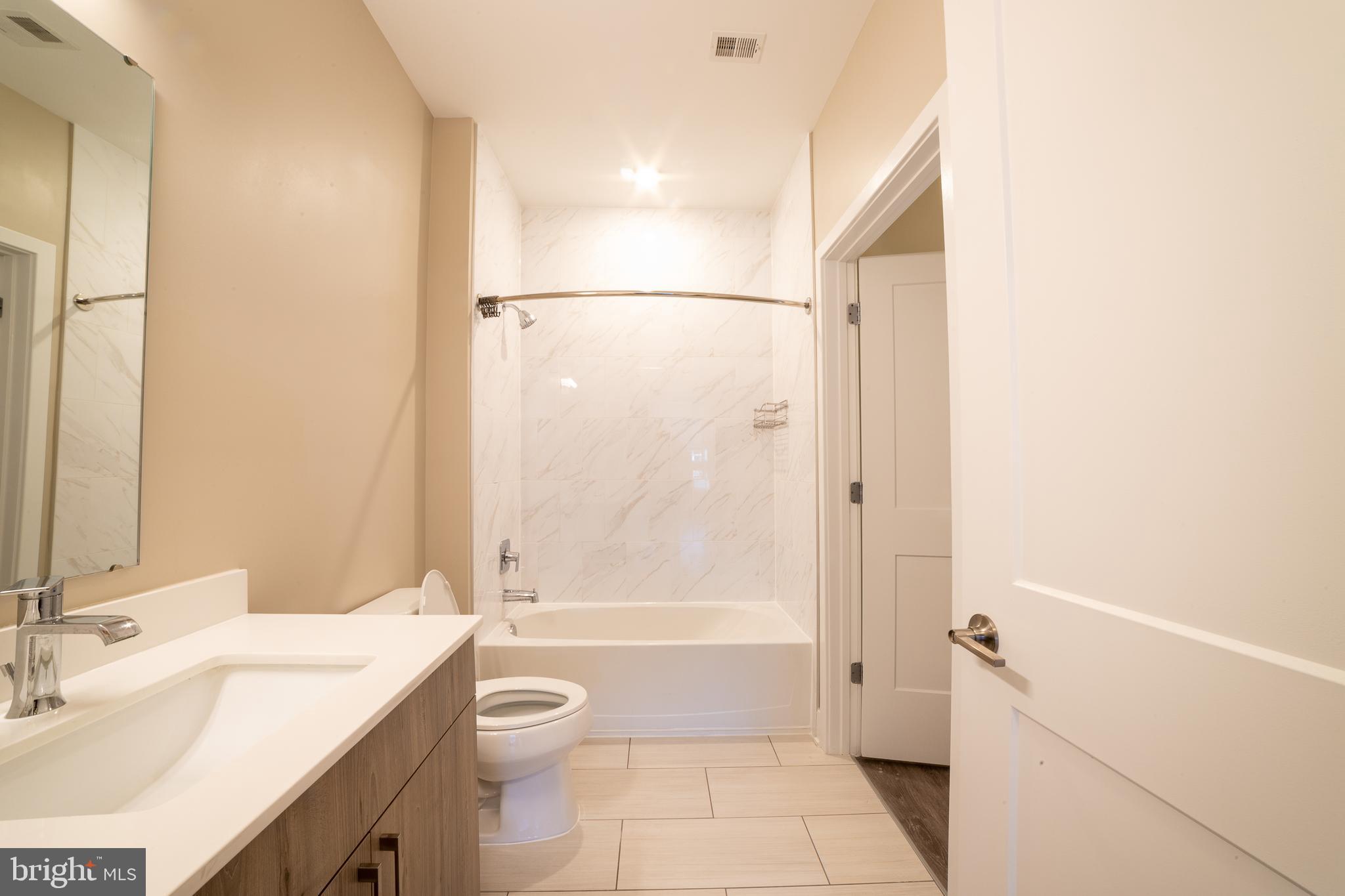 NATIONAL HARBOR - Residential