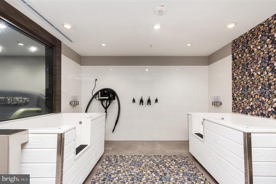 NATIONAL HARBOR - Residential