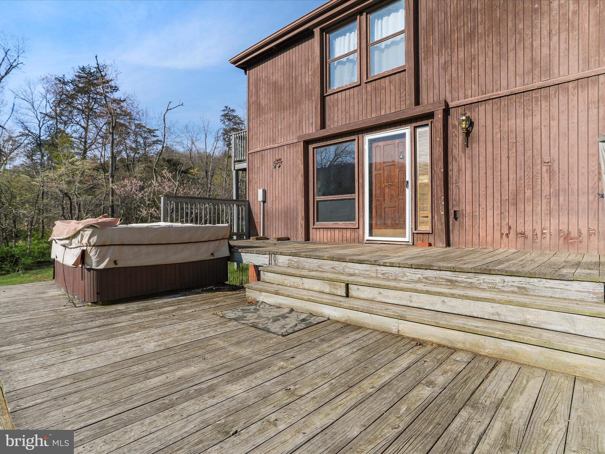 RIVER RIDGE - Residential