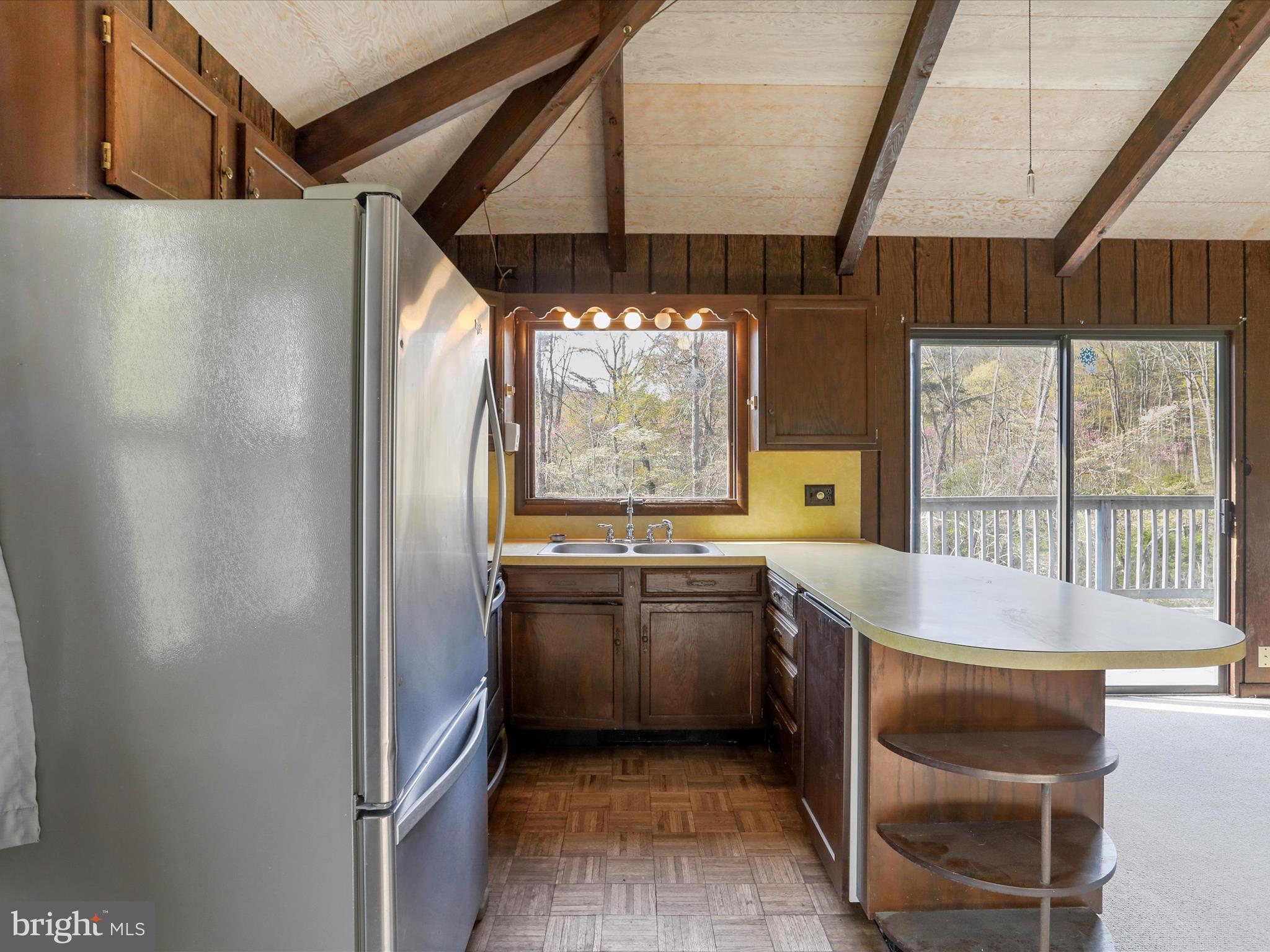 RIVER RIDGE - Residential