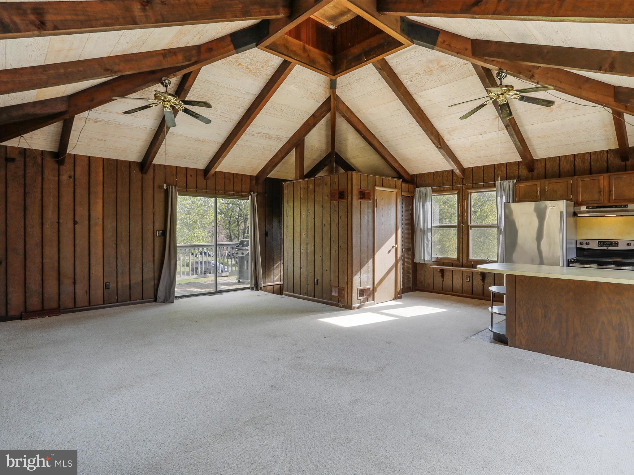 RIVER RIDGE - Residential