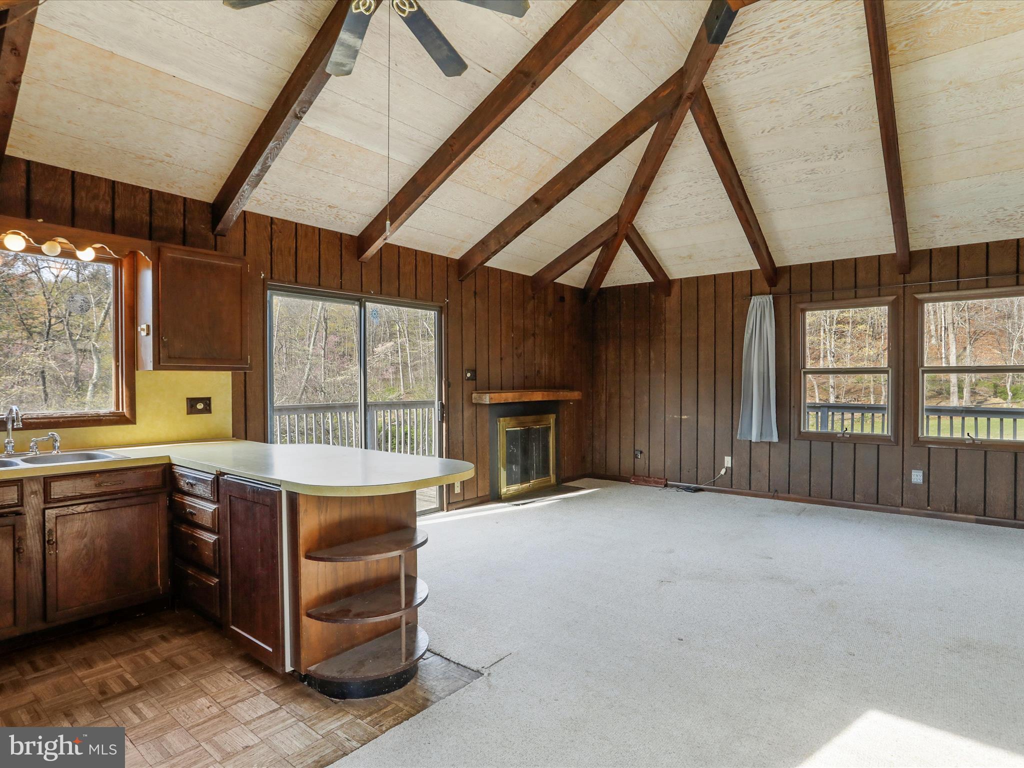 RIVER RIDGE - Residential