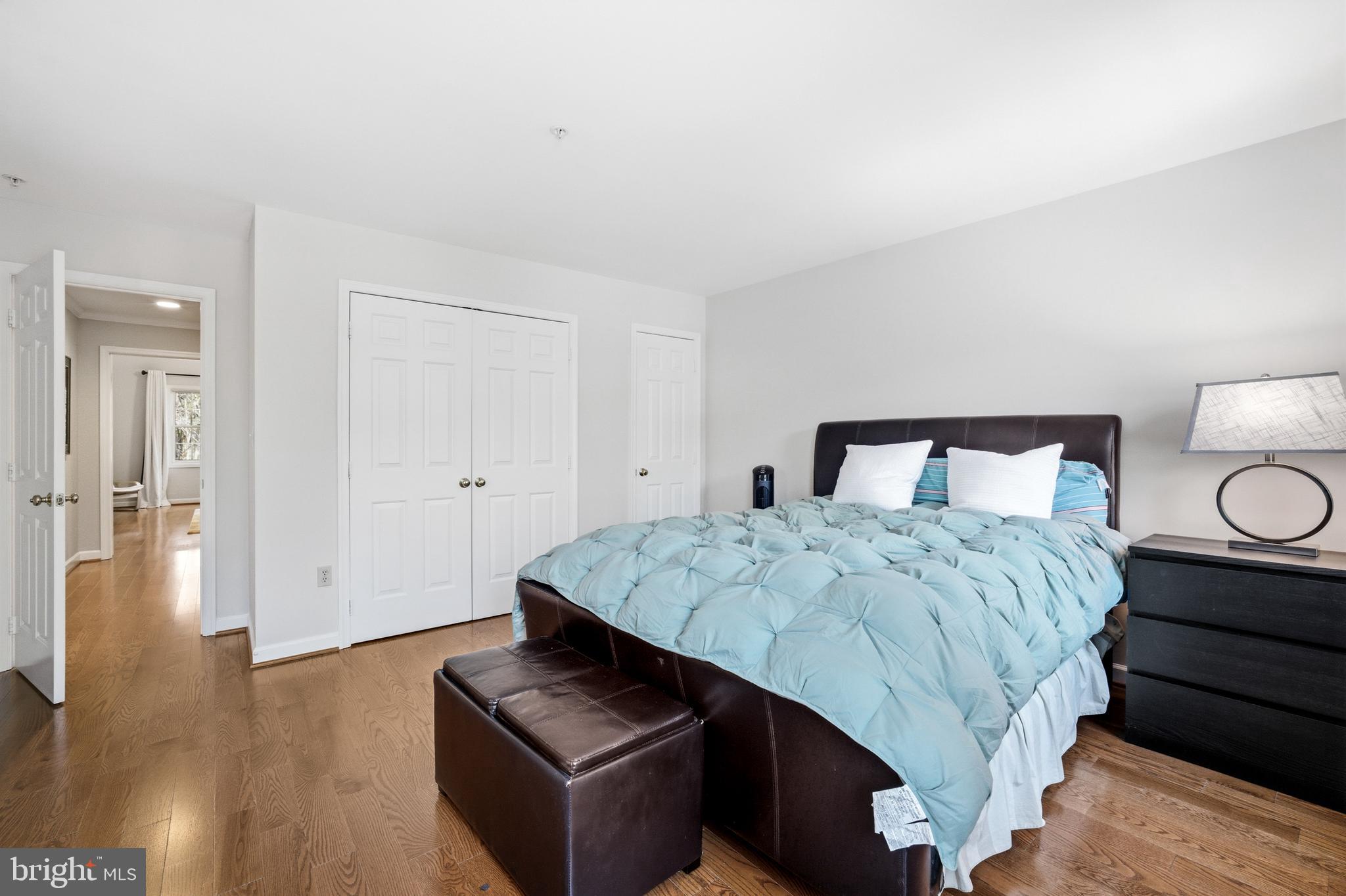 RIVER FALLS - Residential