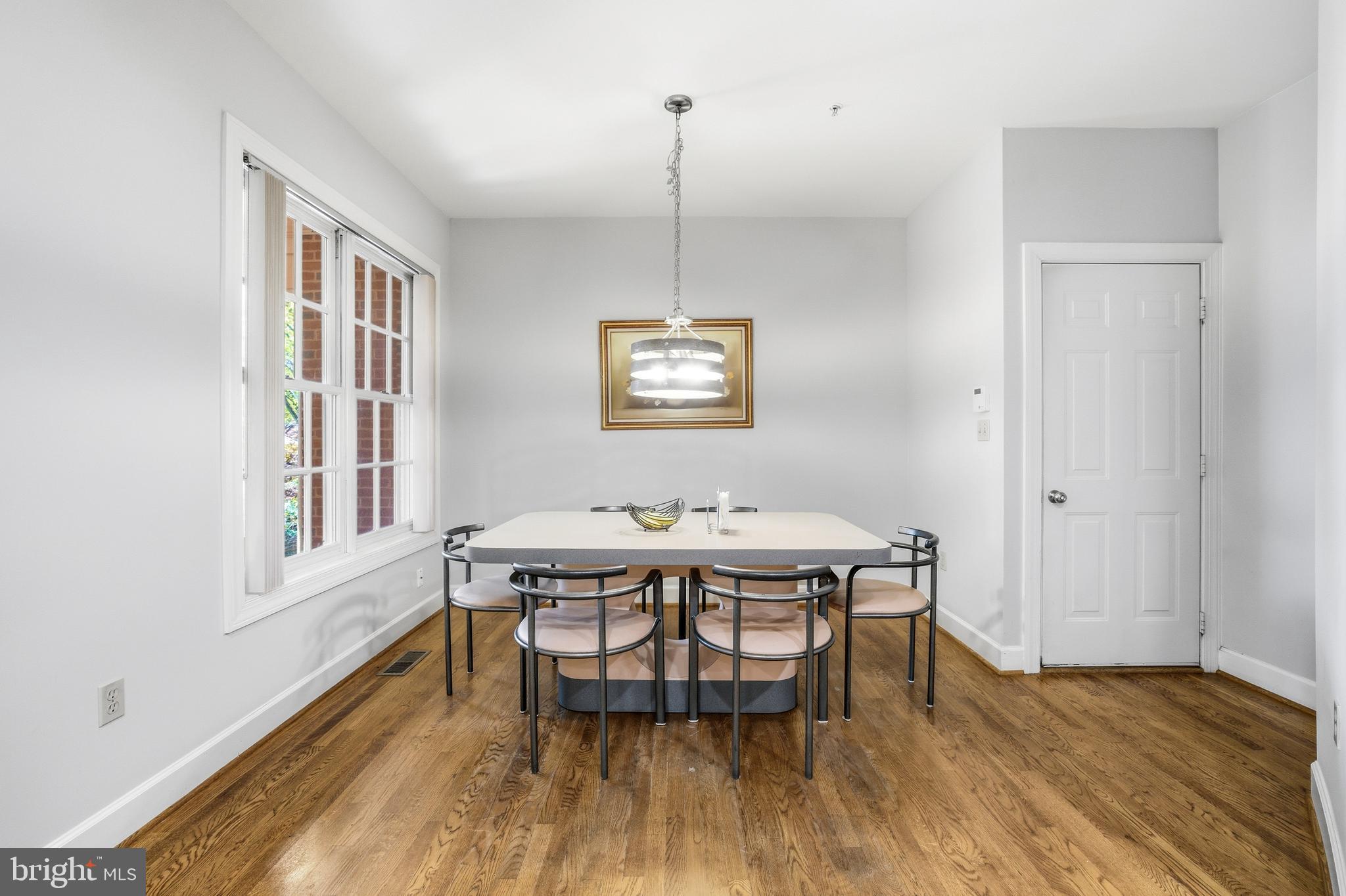 RIVER FALLS - Residential