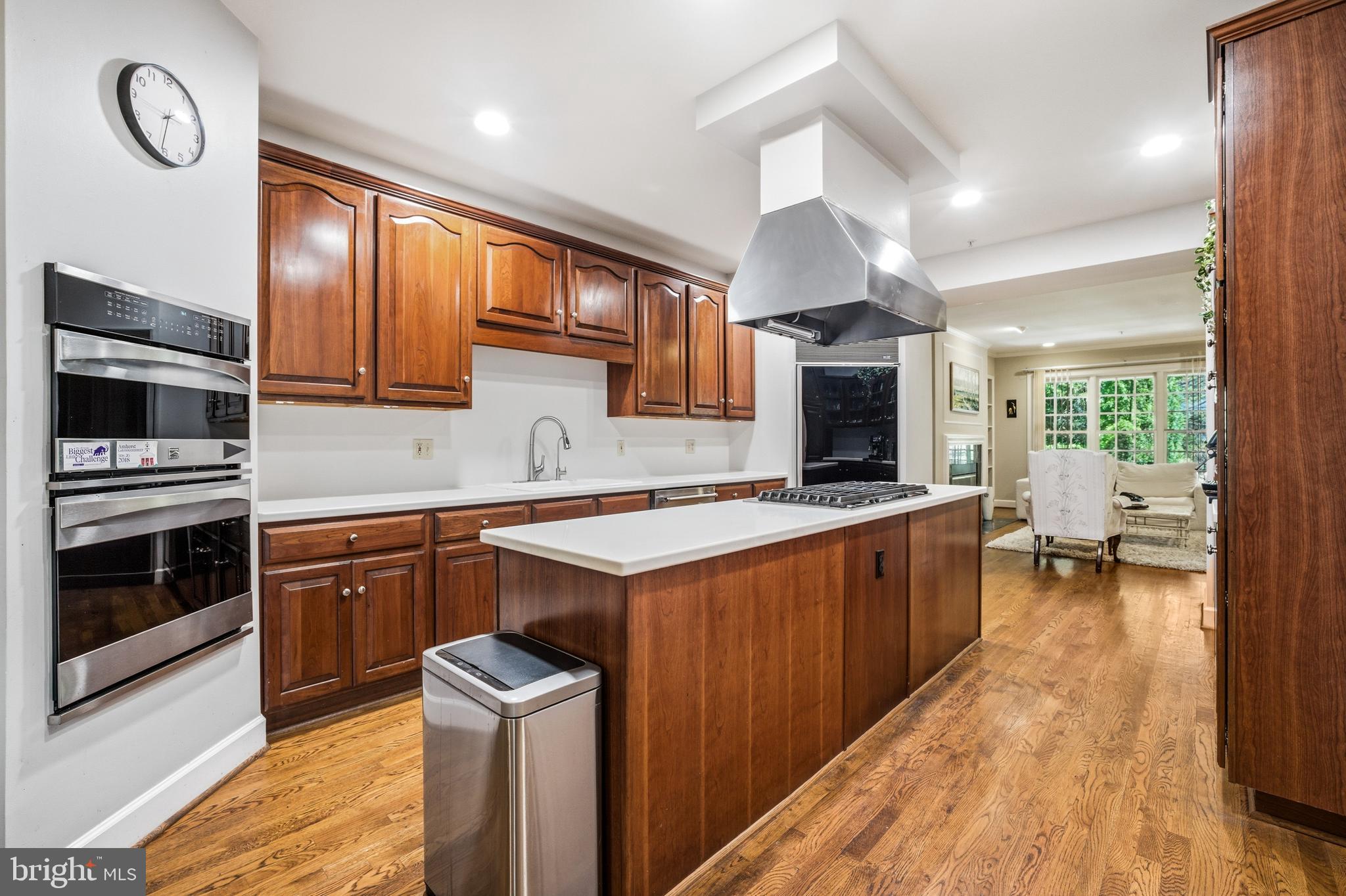 RIVER FALLS - Residential