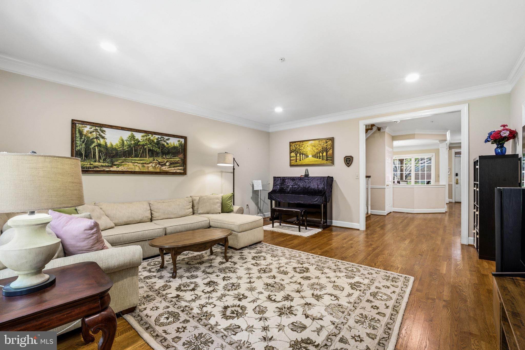 RIVER FALLS - Residential