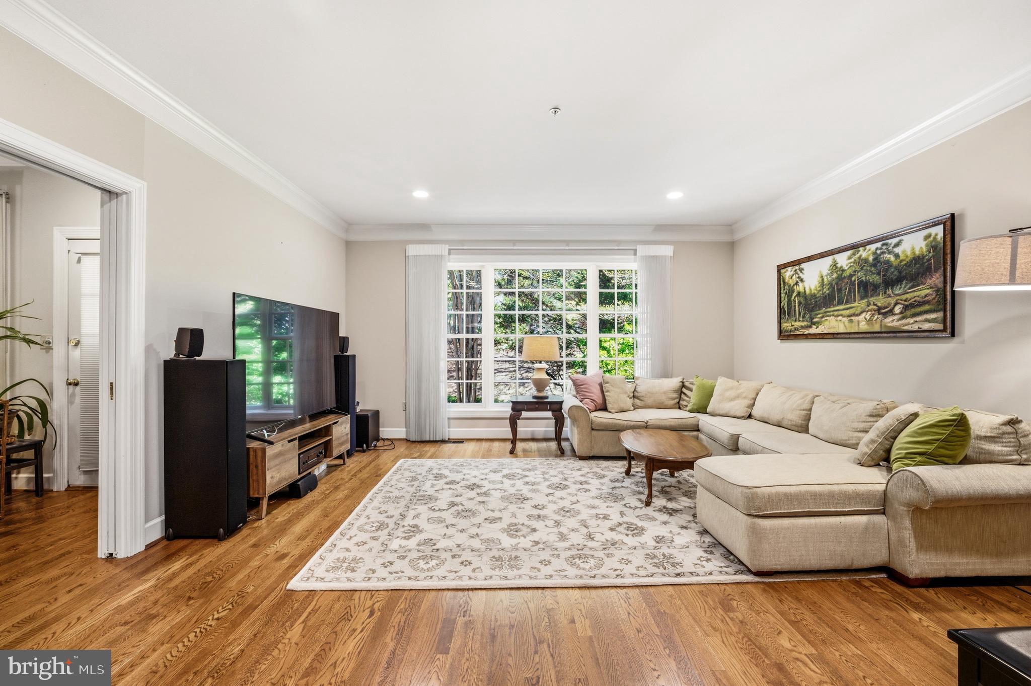 RIVER FALLS - Residential