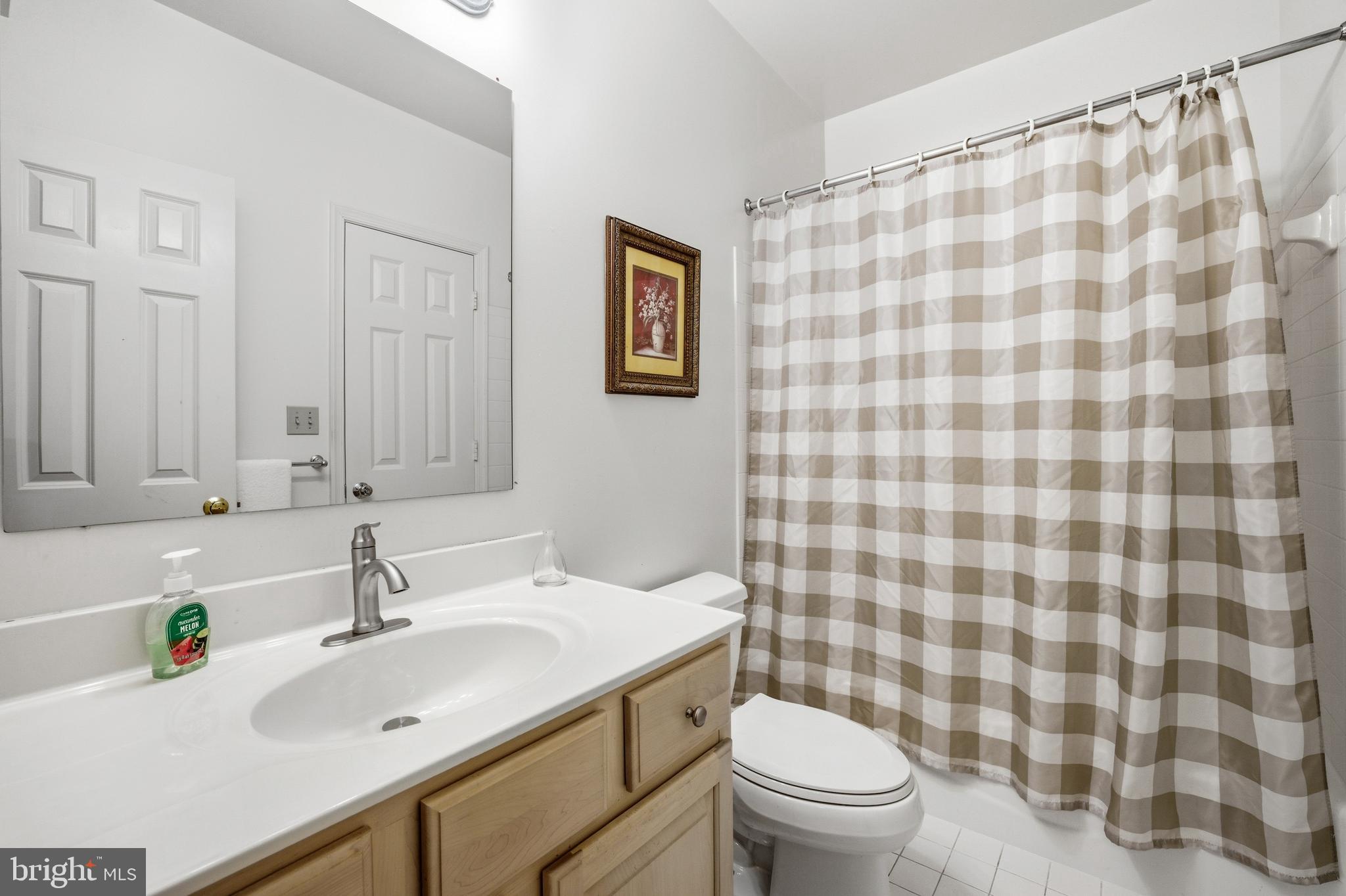 RIVER FALLS - Residential