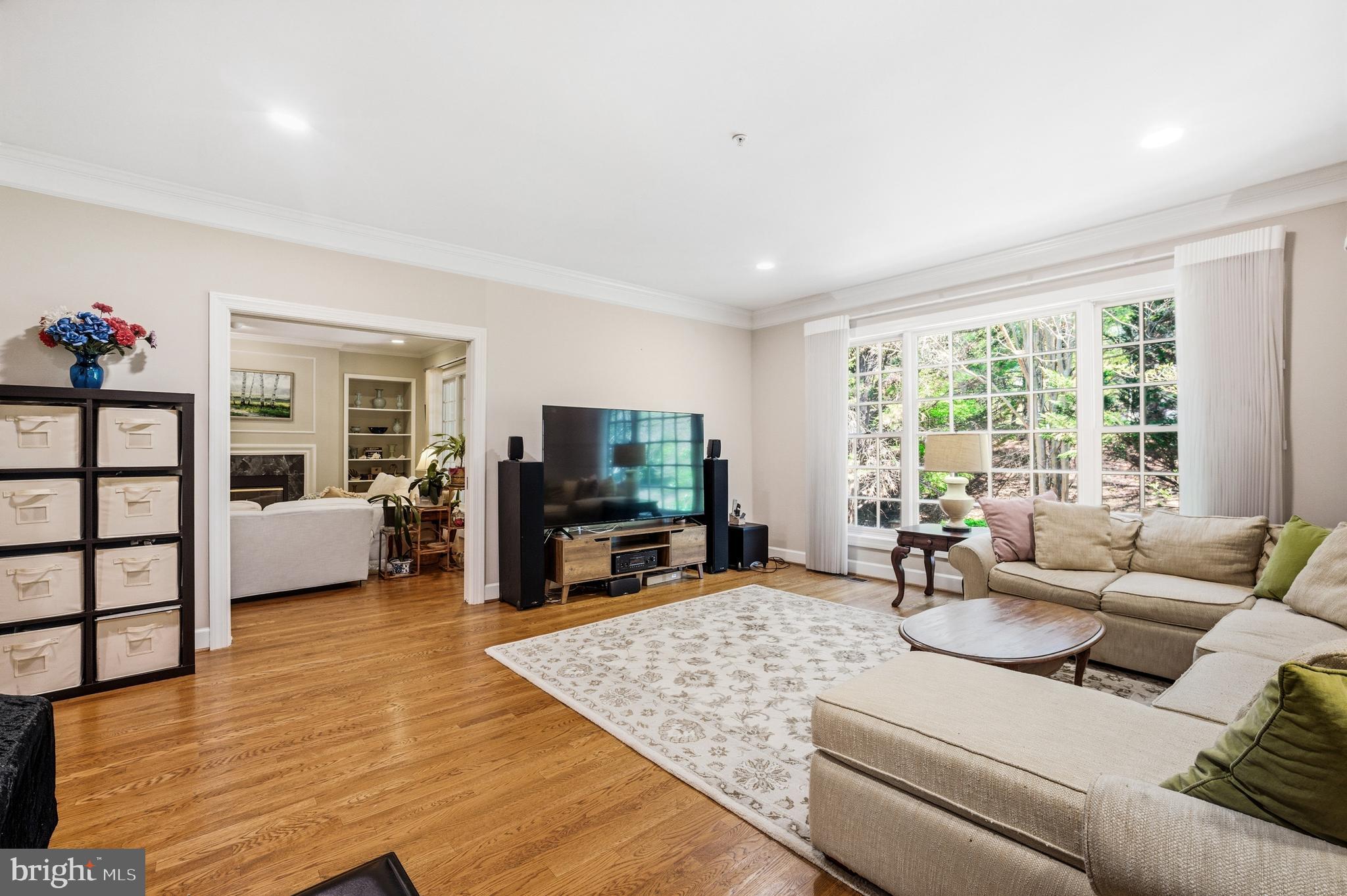 RIVER FALLS - Residential