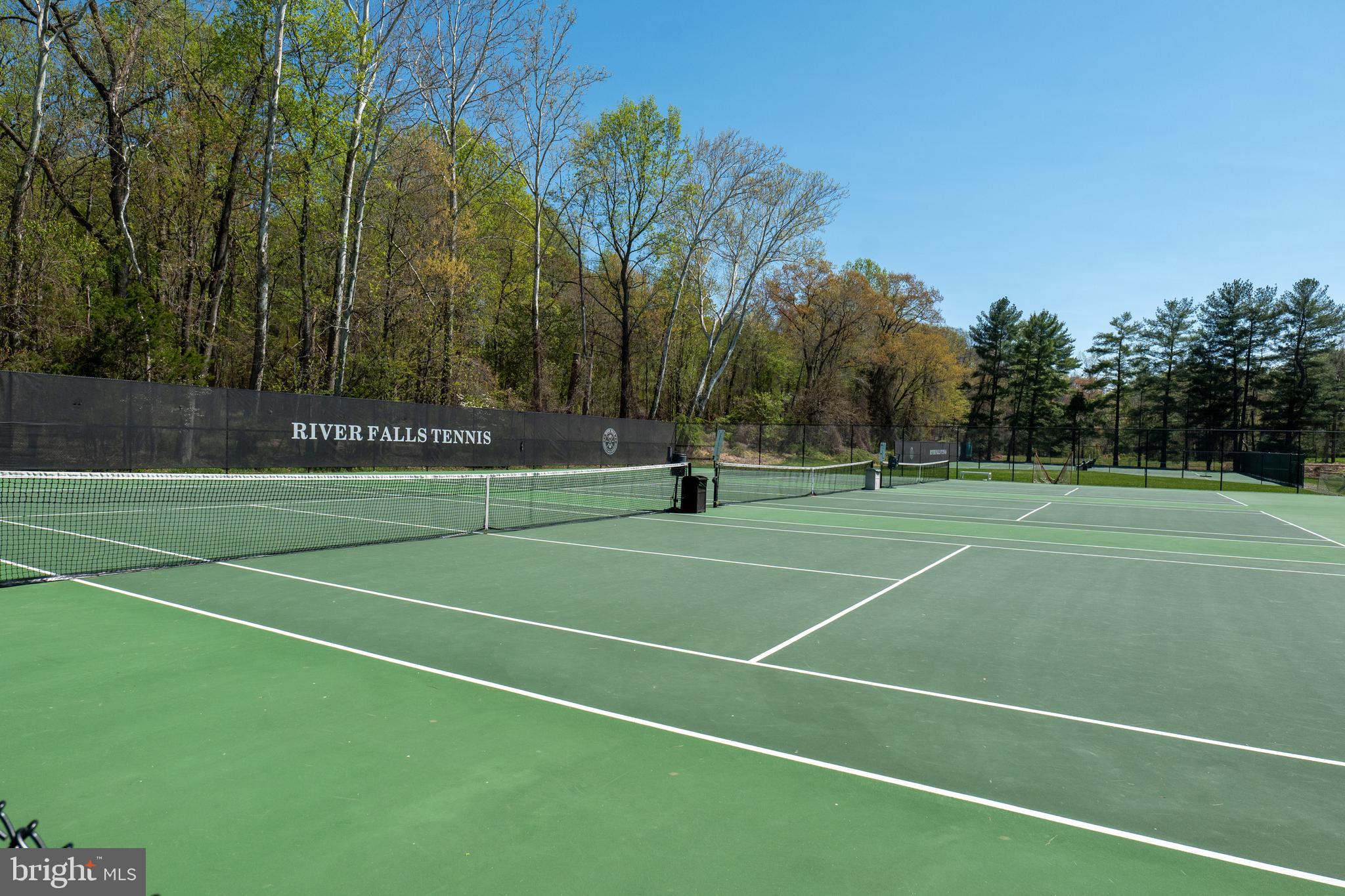 RIVER FALLS - Residential